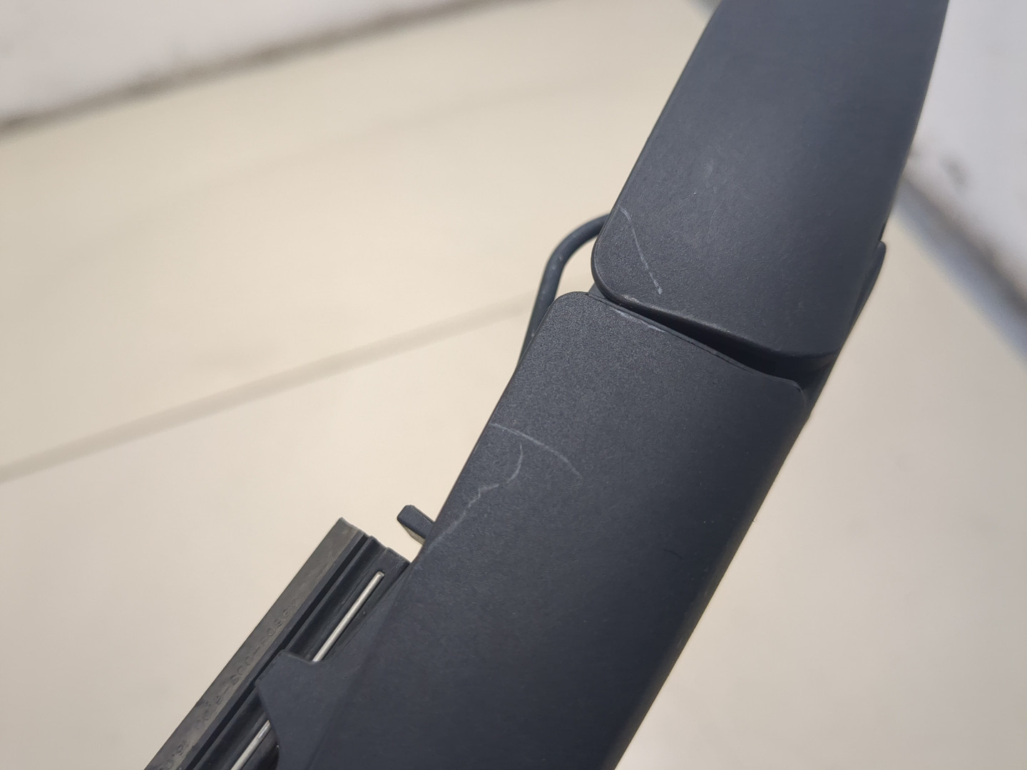 Поводок стеклоочистителя заднего