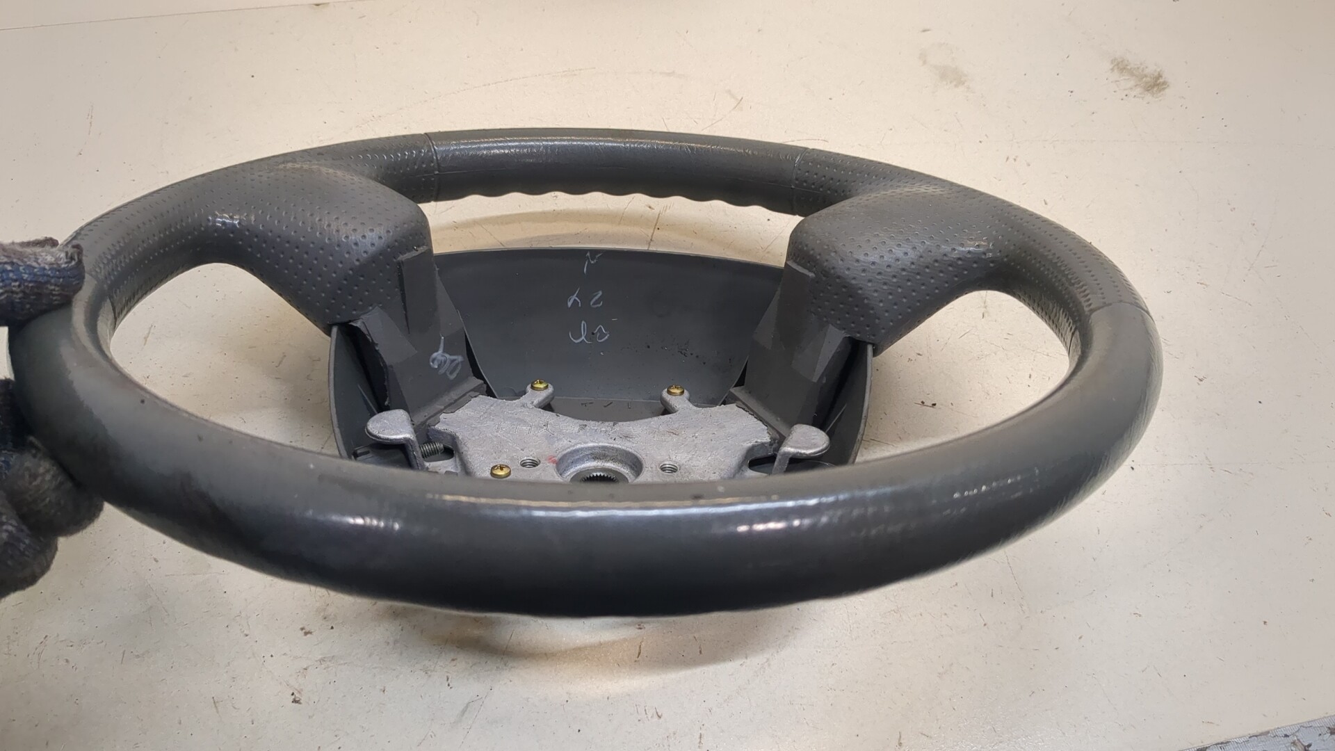 Рулевое колесо (руль)