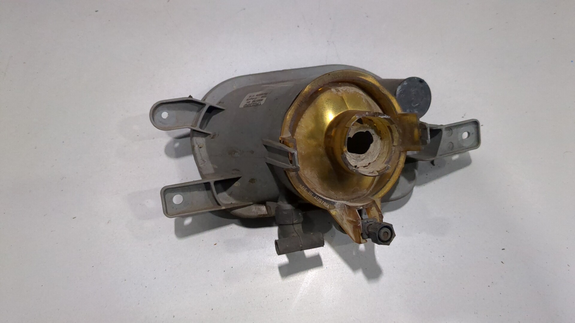 Фара противотуманная правая