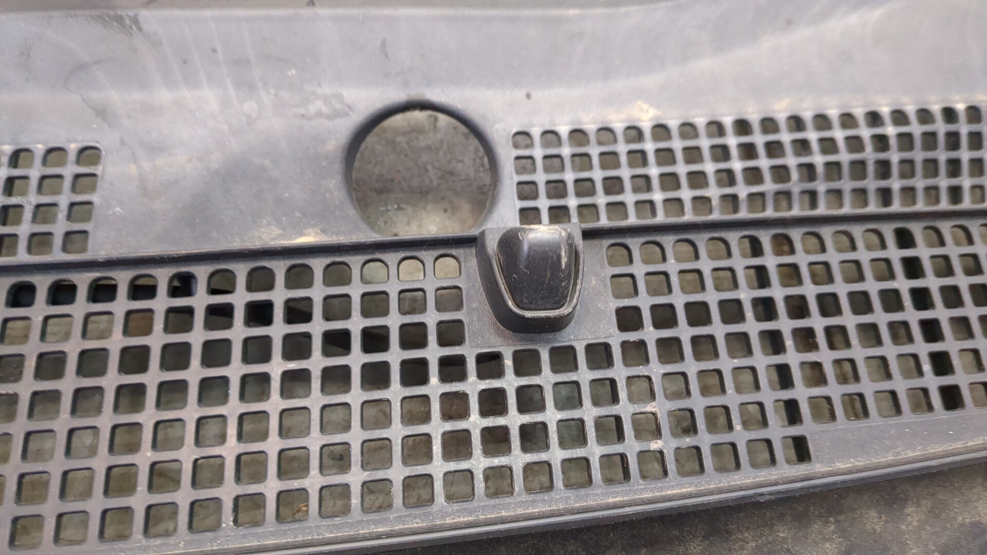 Решетка стеклоочистителей (Жабо)