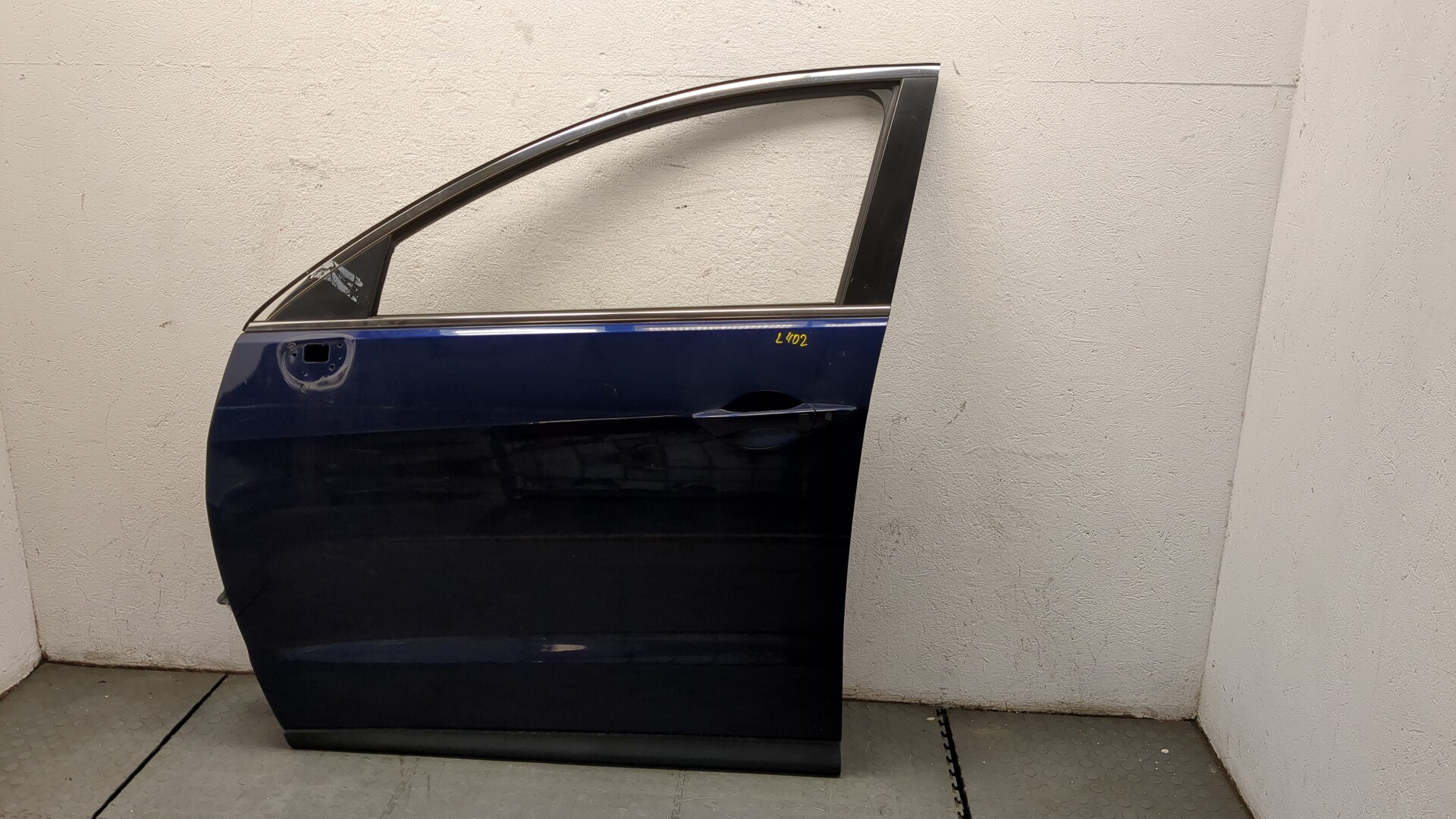 Дверь передняя левая