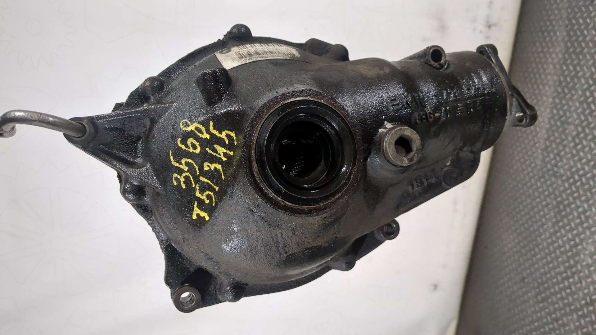 Редуктор переднего моста