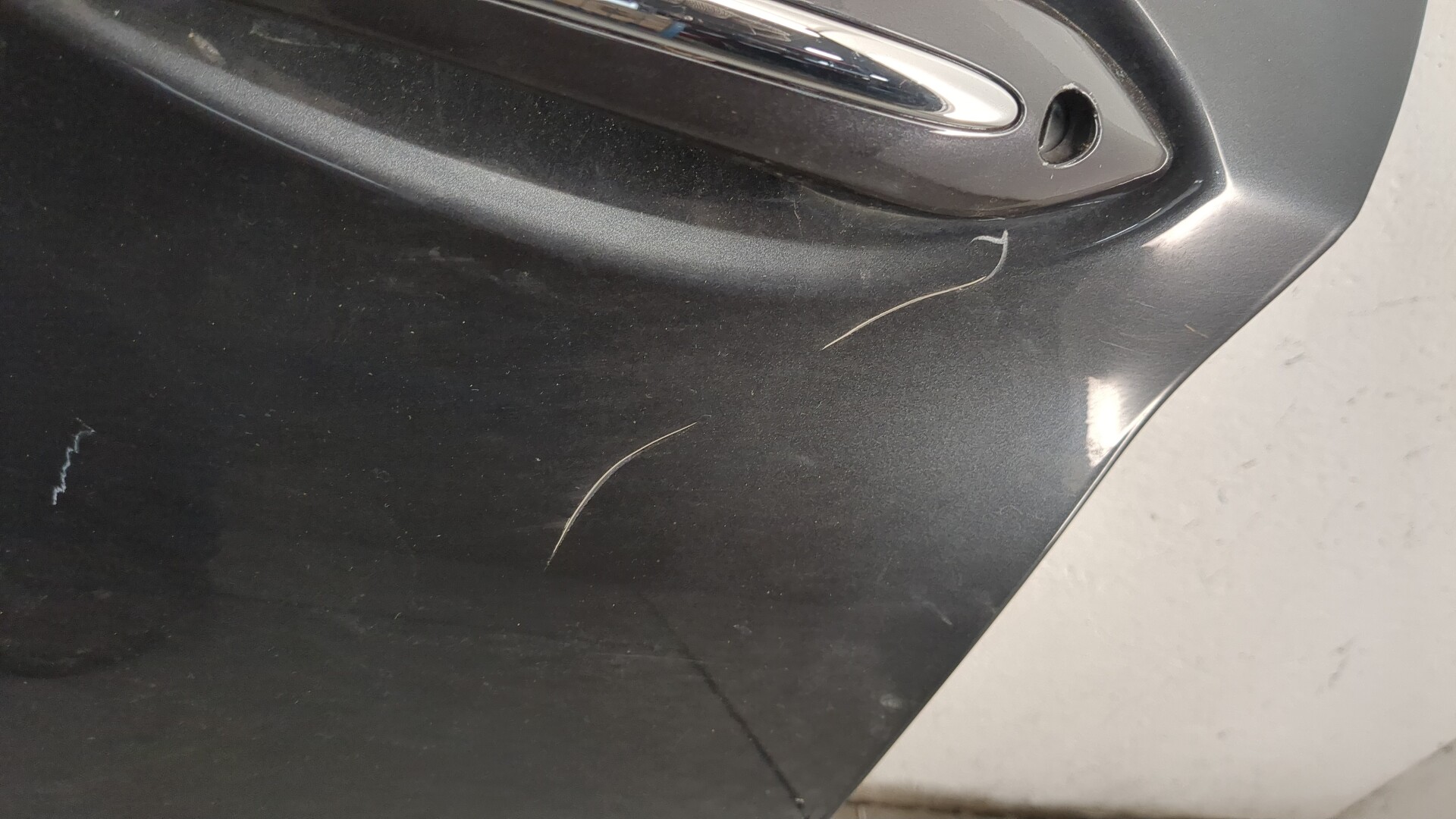 Дверь передняя левая