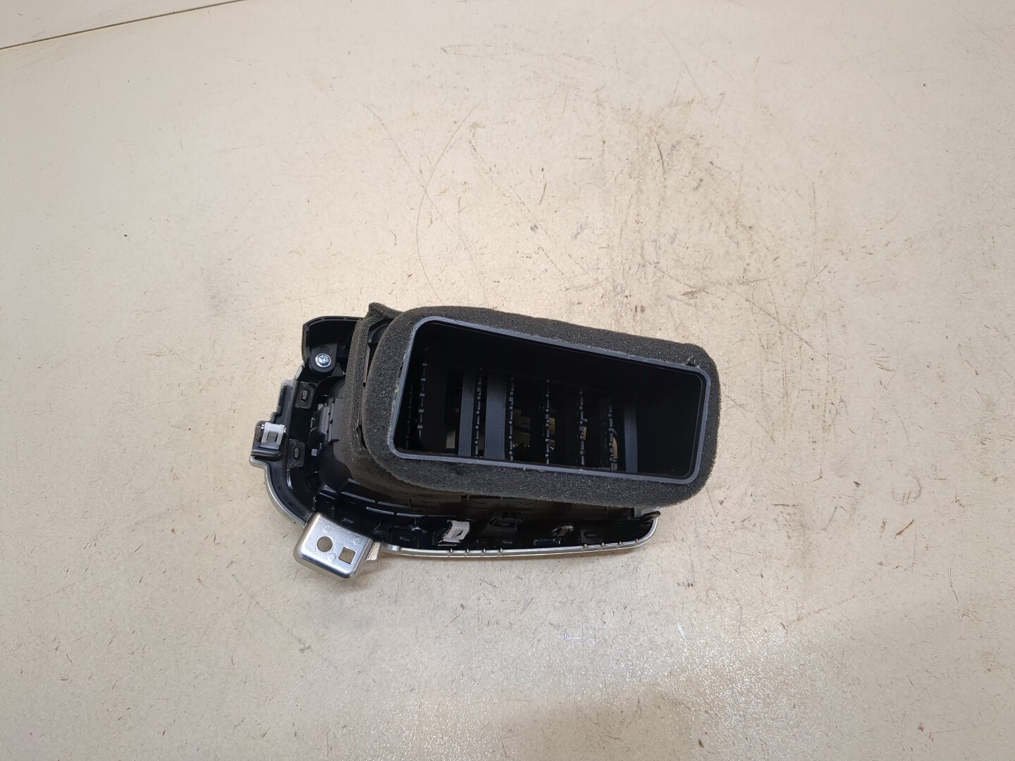 Дефлектор воздушный