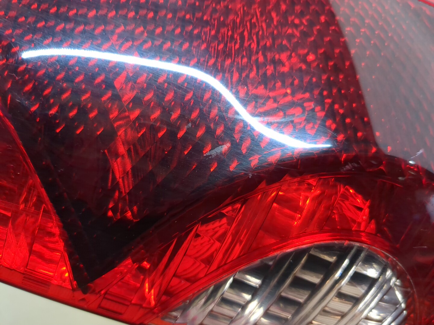 Фонарь задний правый