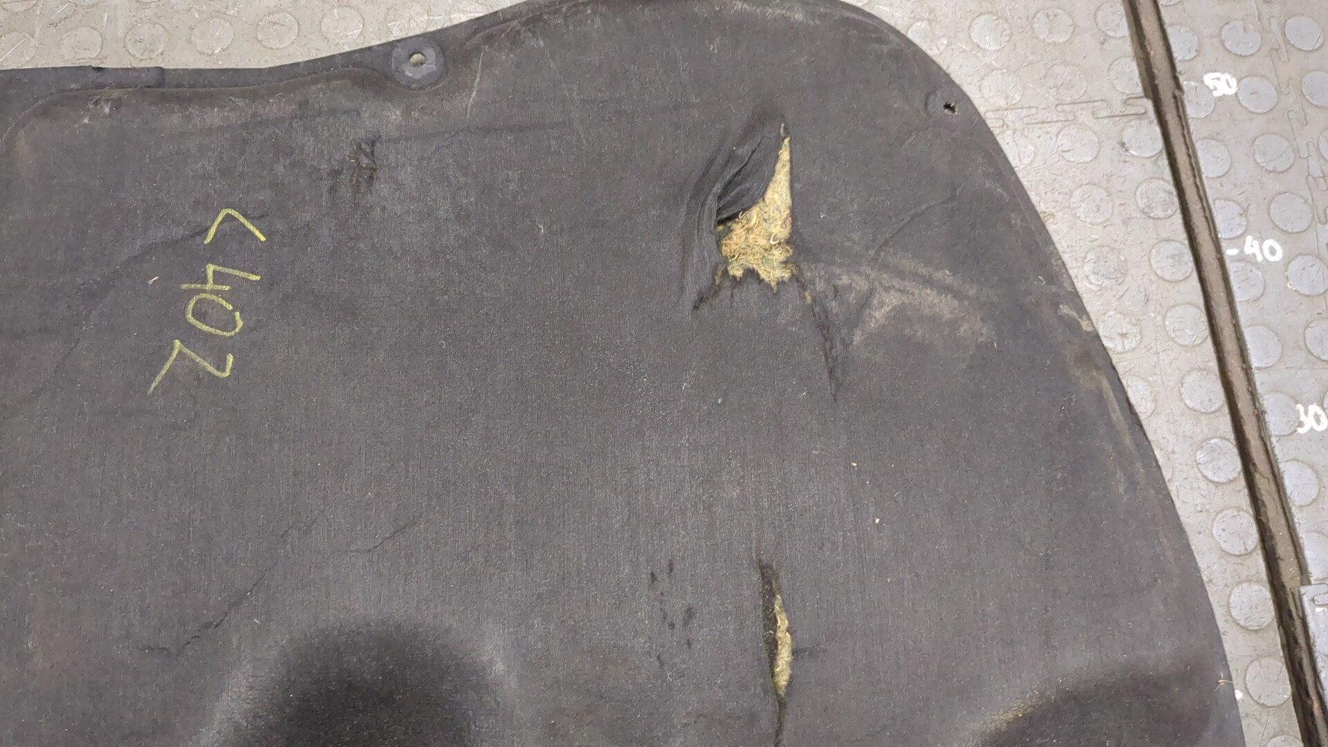 Шумоизоляция капота