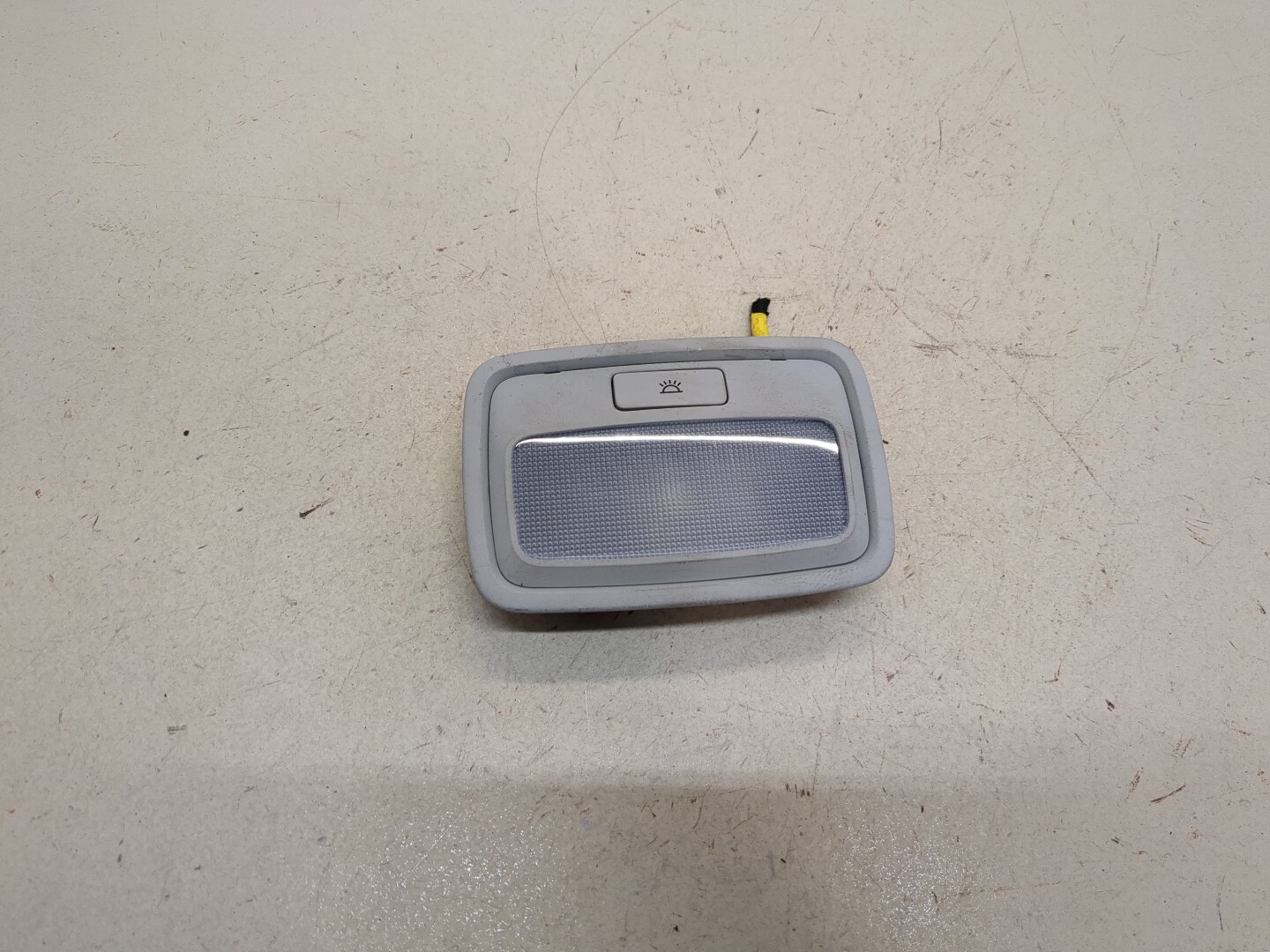 Плафон салонный