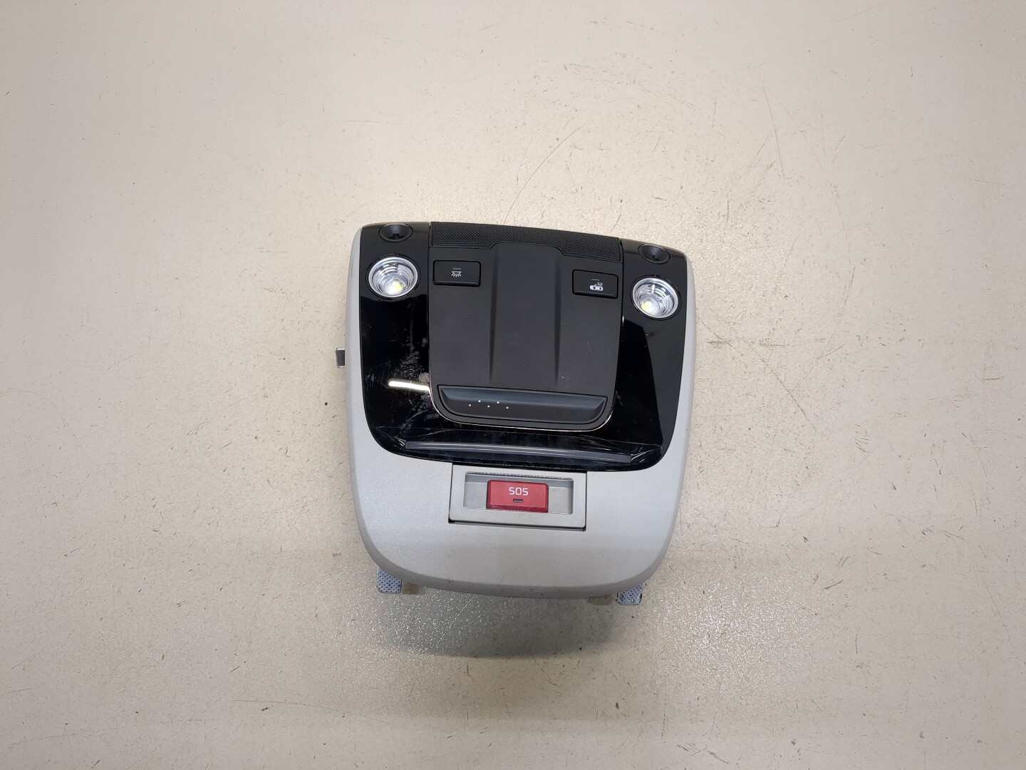 Плафон салонный