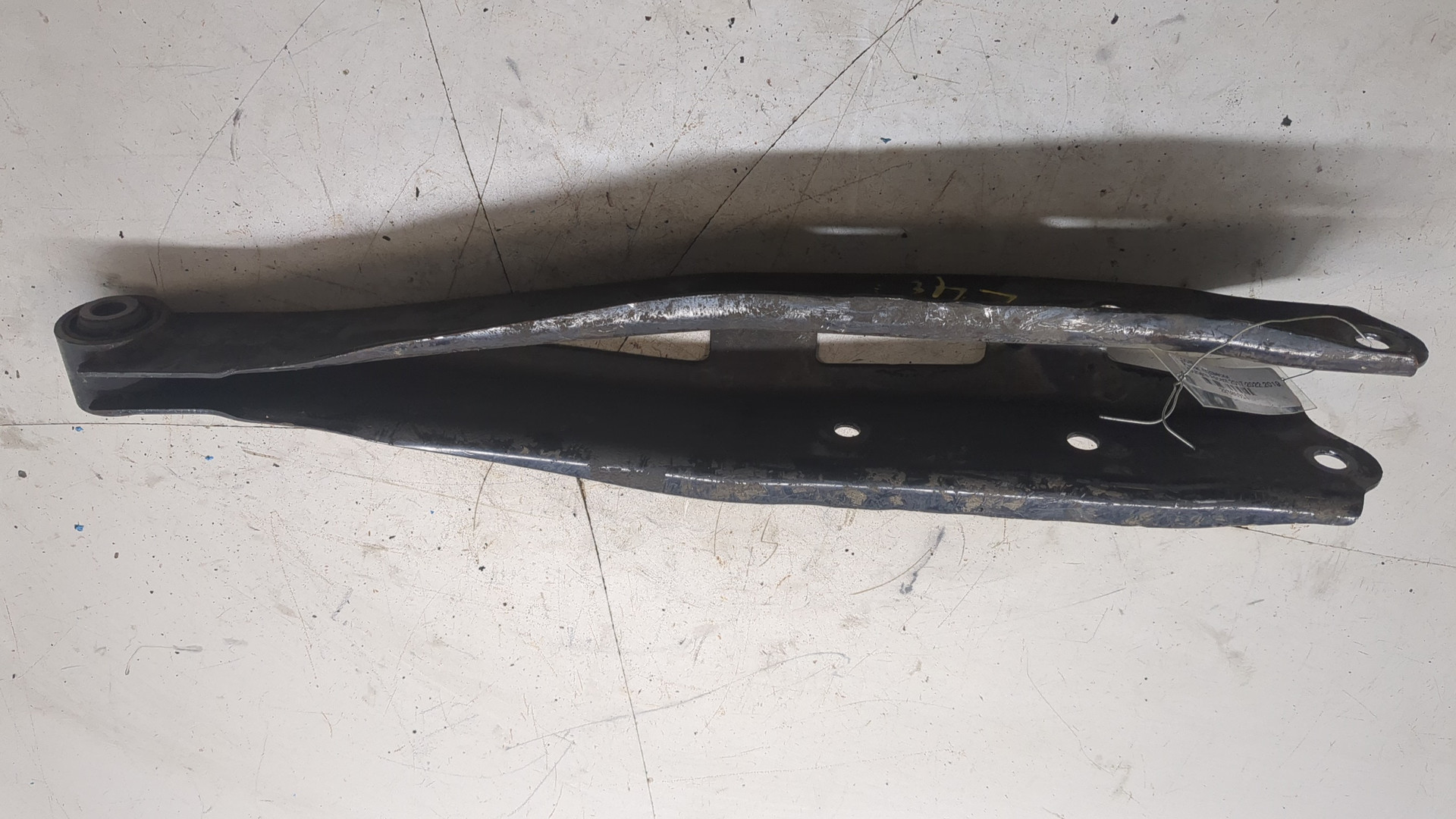 Рычаг задний