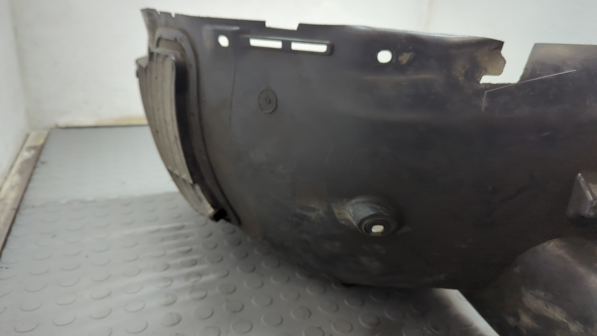 Локер передний правый