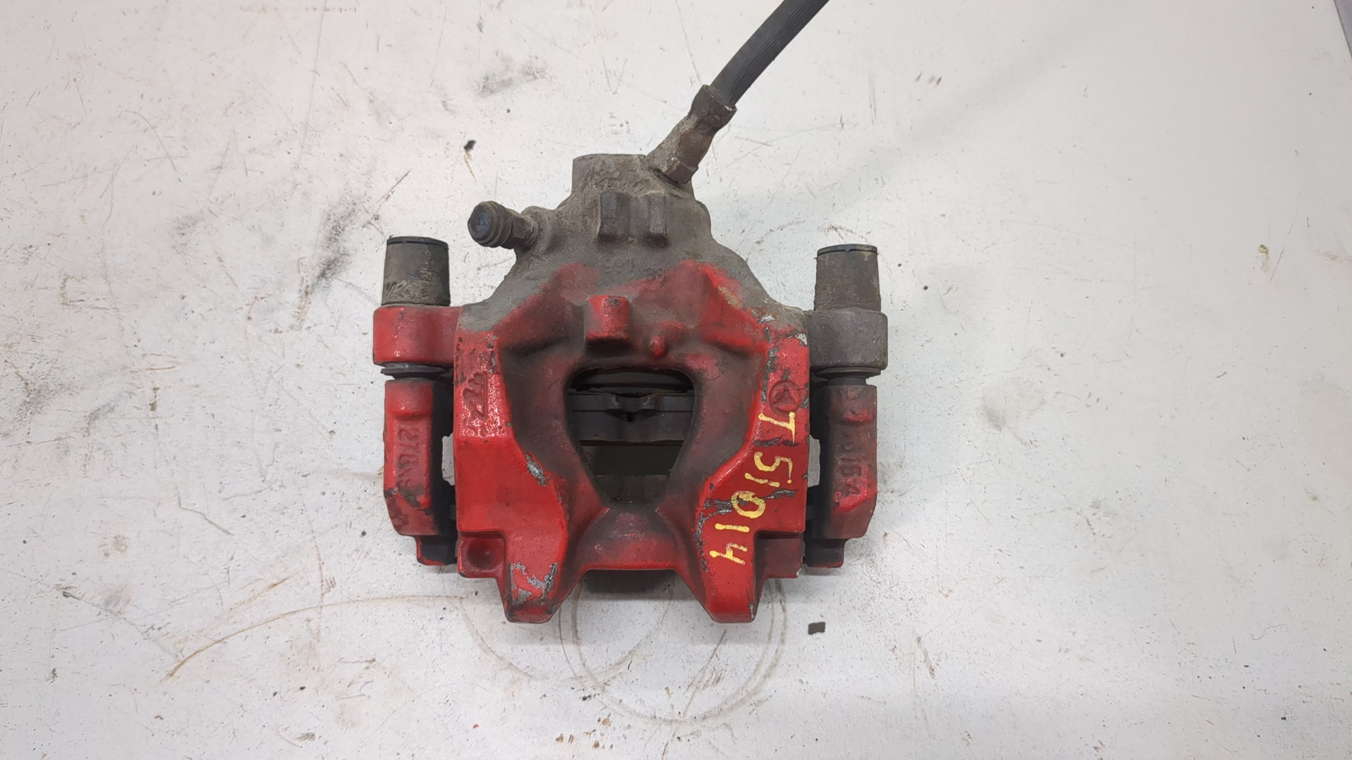 Суппорт задний левый