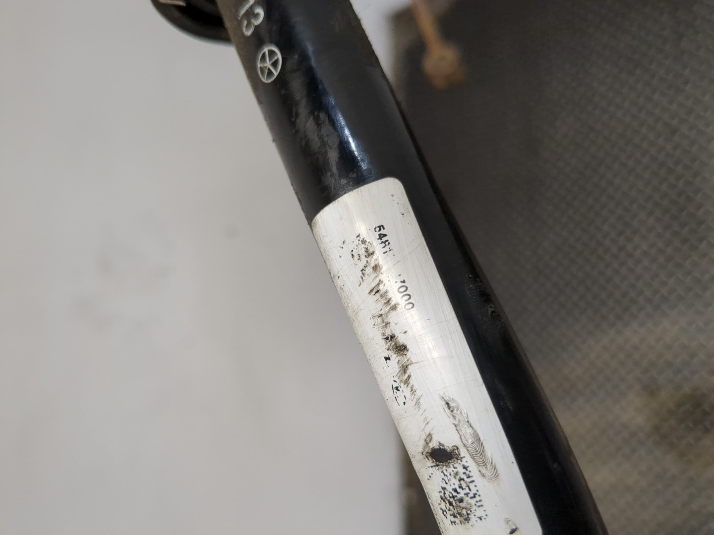 Стабилизатор передний