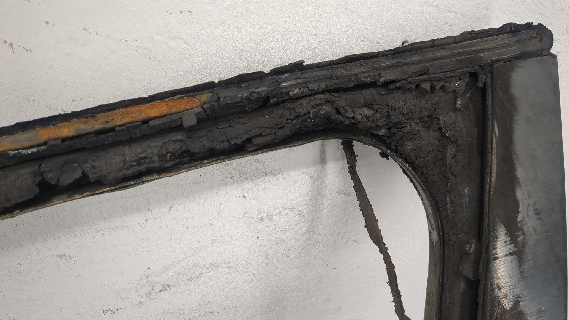 Дверь передняя левая