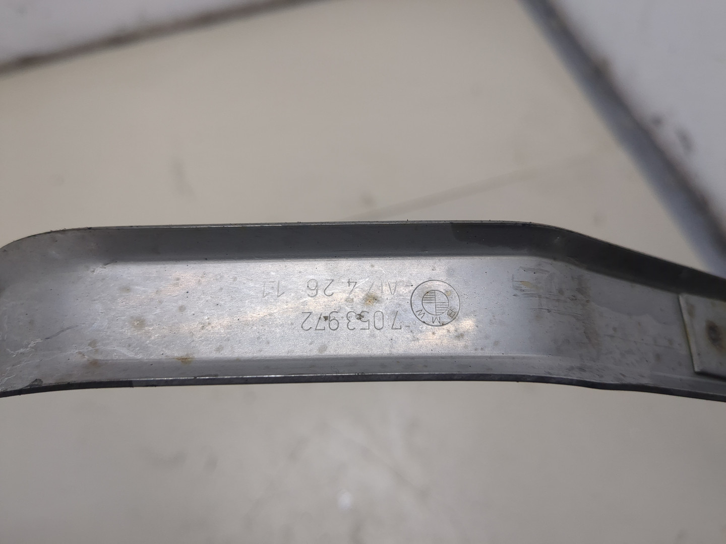 Лента крепления бензобака