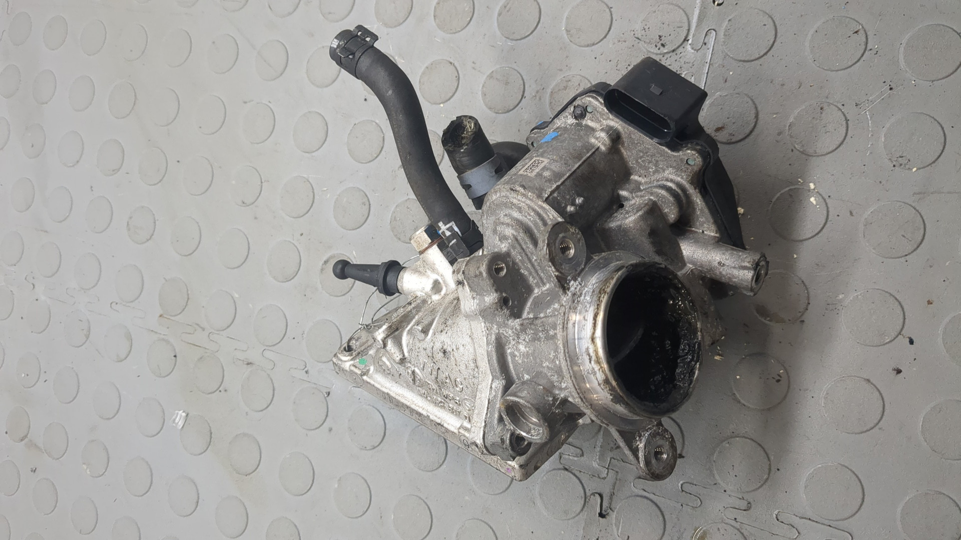 Заслонка дроссельная электрическая