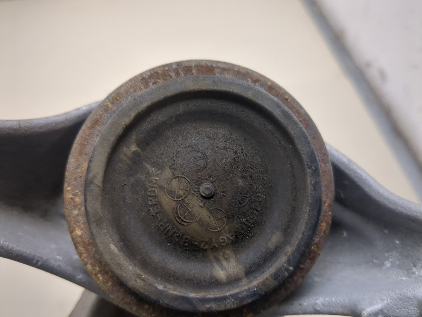 Опора двигателя