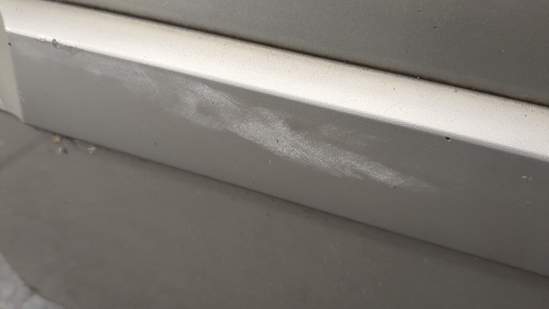 Дверь задняя левая