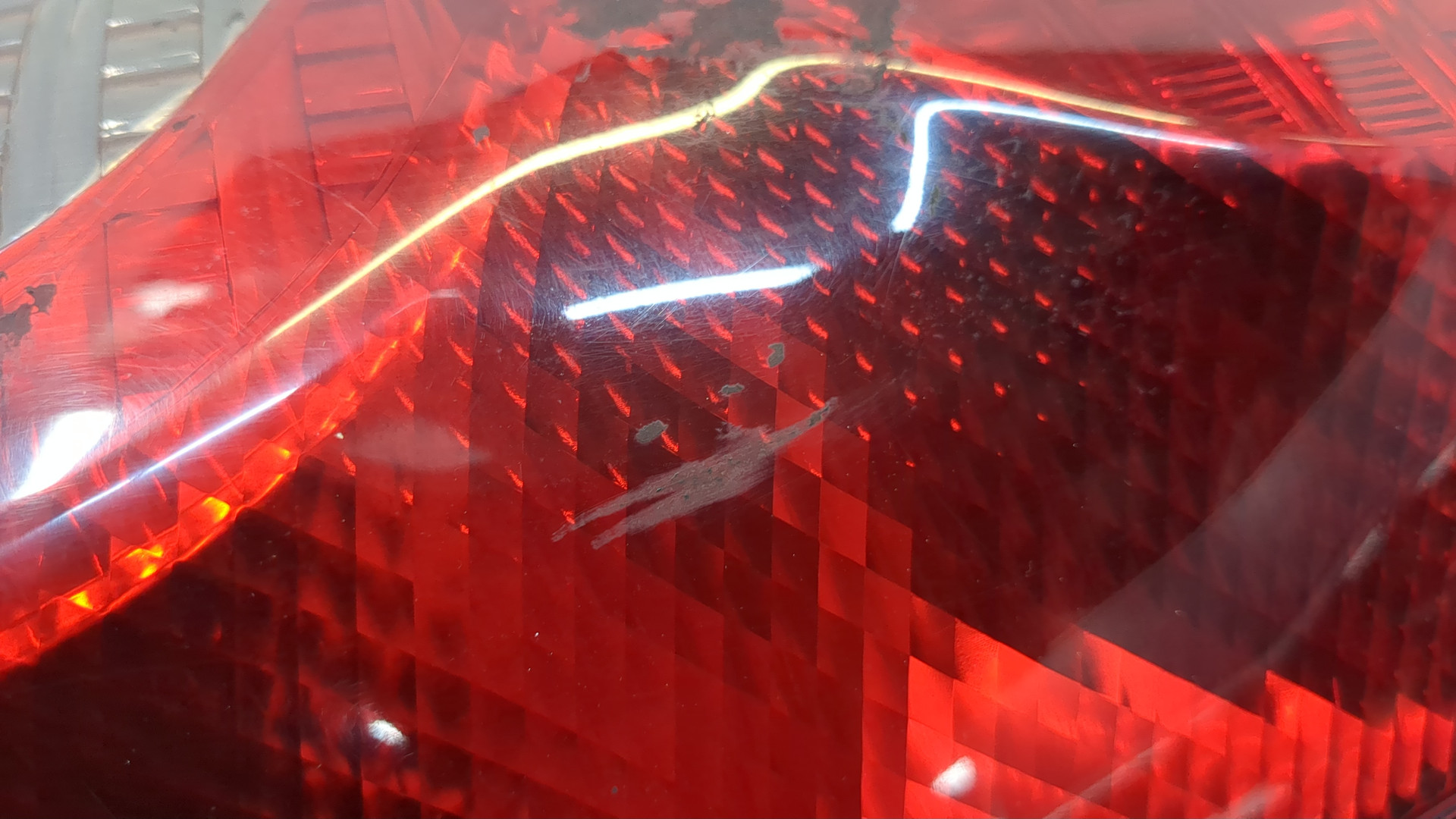 Фонарь задний правый