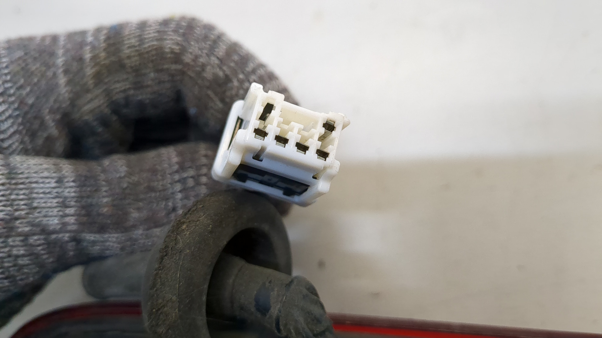 Фонарь задний правый