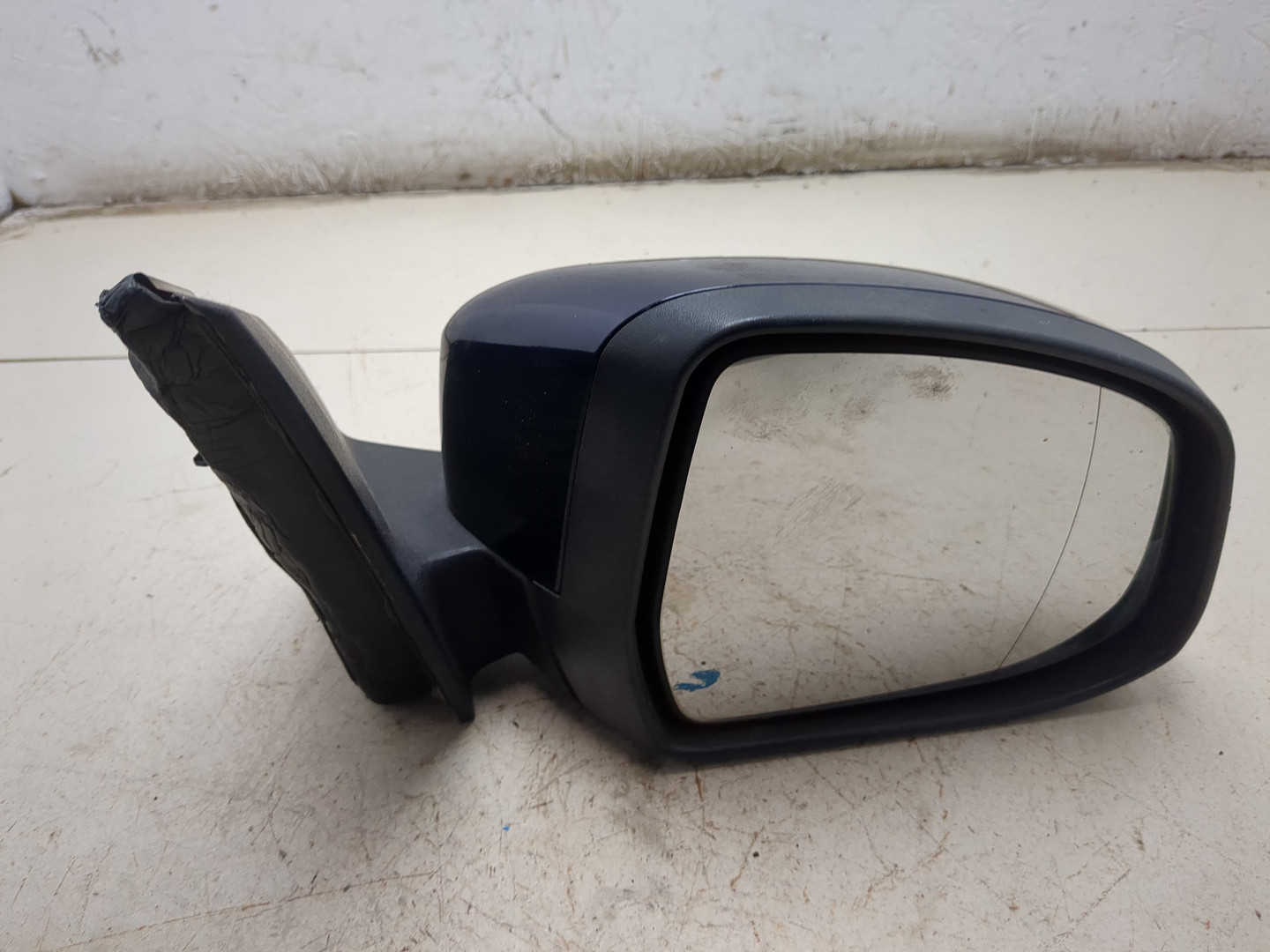 Зеркало правое электрическое