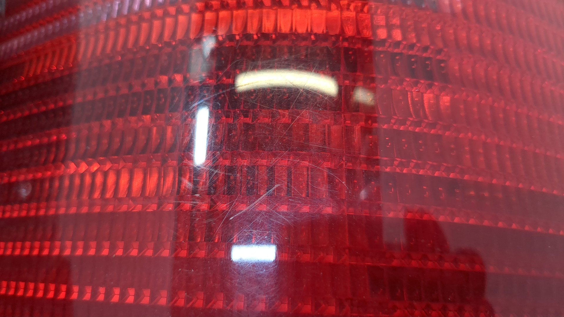 Фонарь задний правый