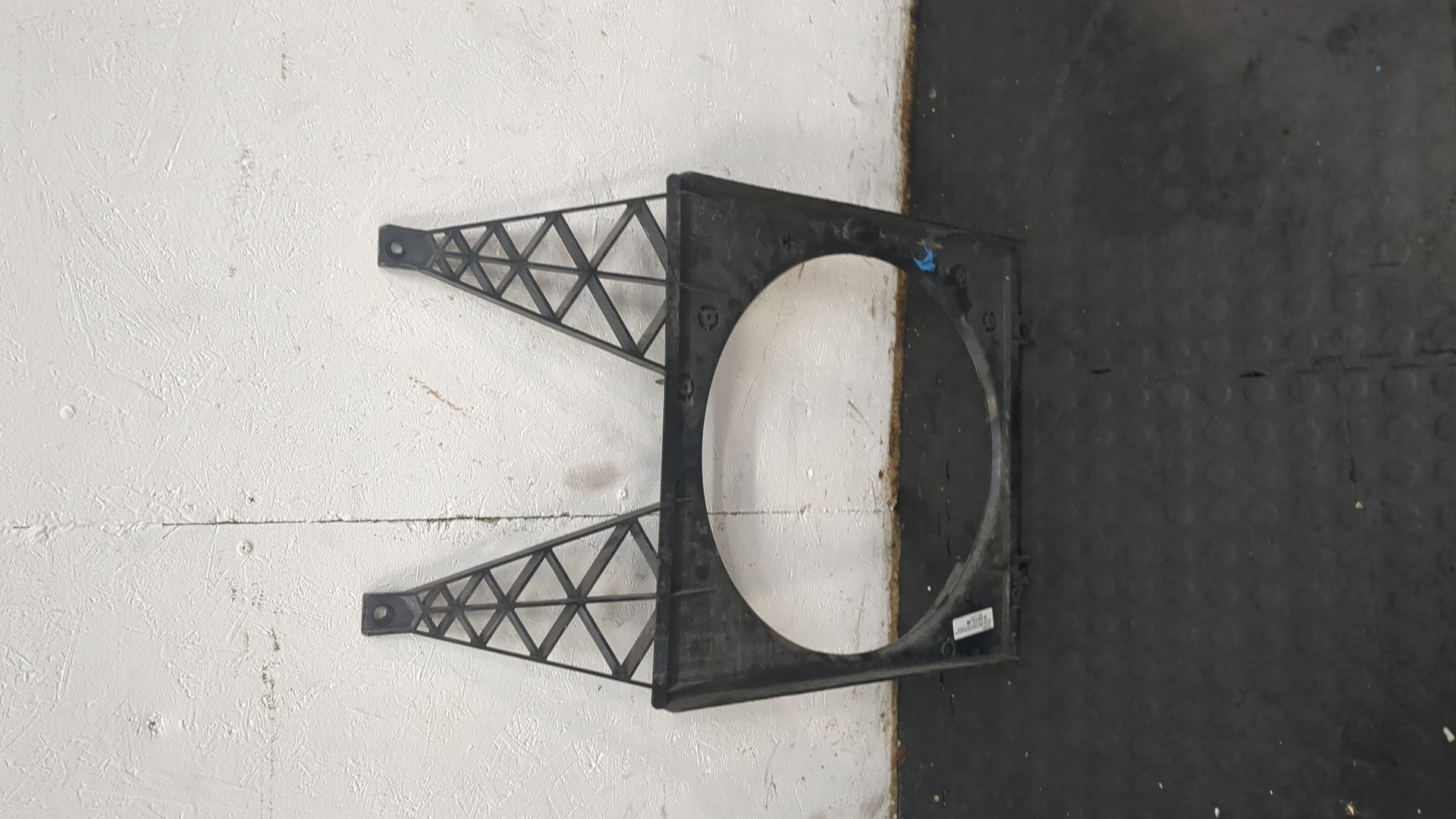 Диффузор вентилятора