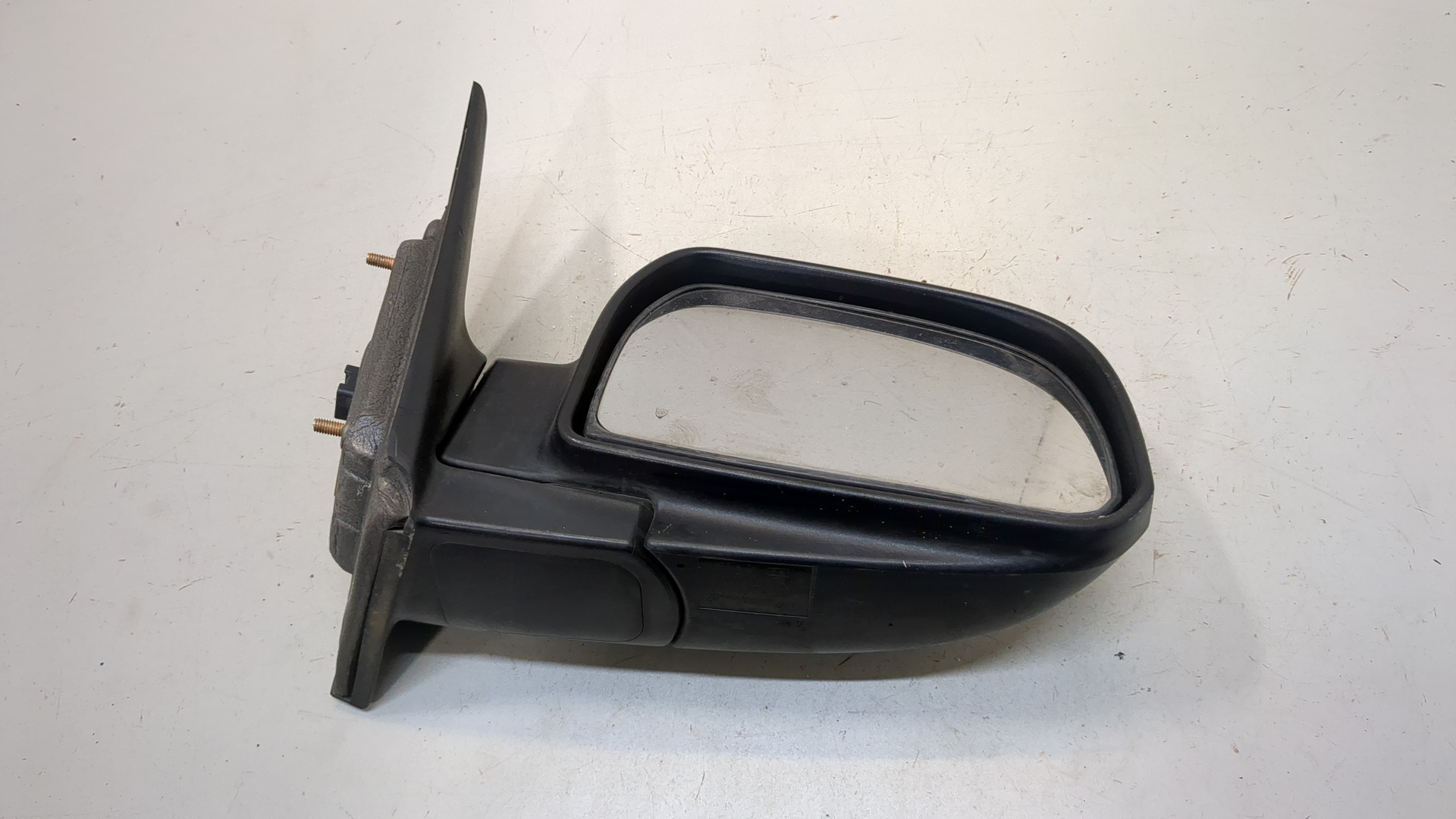 Зеркало правое электрическое