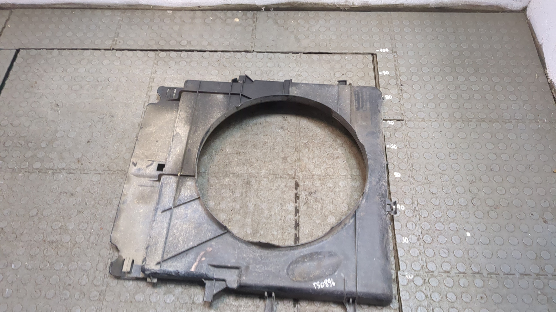 Диффузор вентилятора