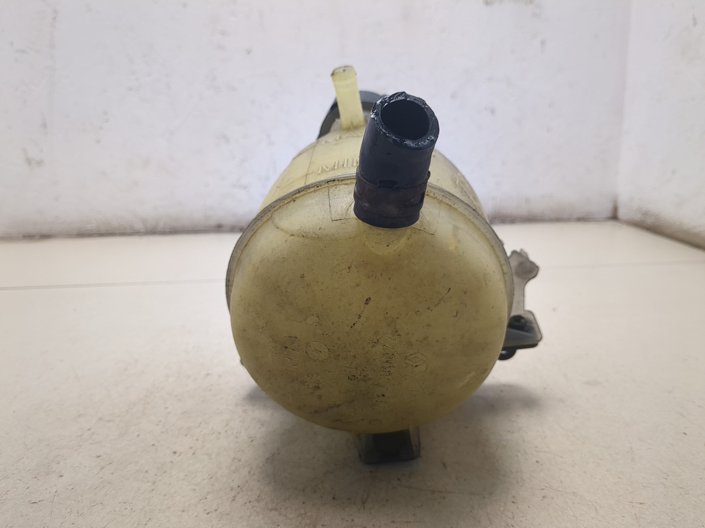 Бачок расширительный