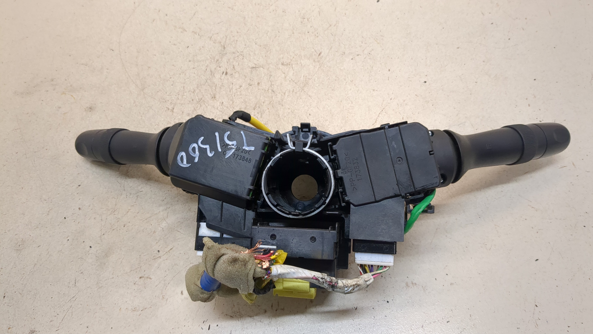 Переключатель подрулевой