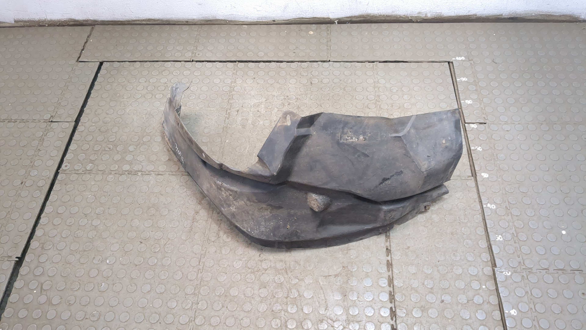 Локер передний левый