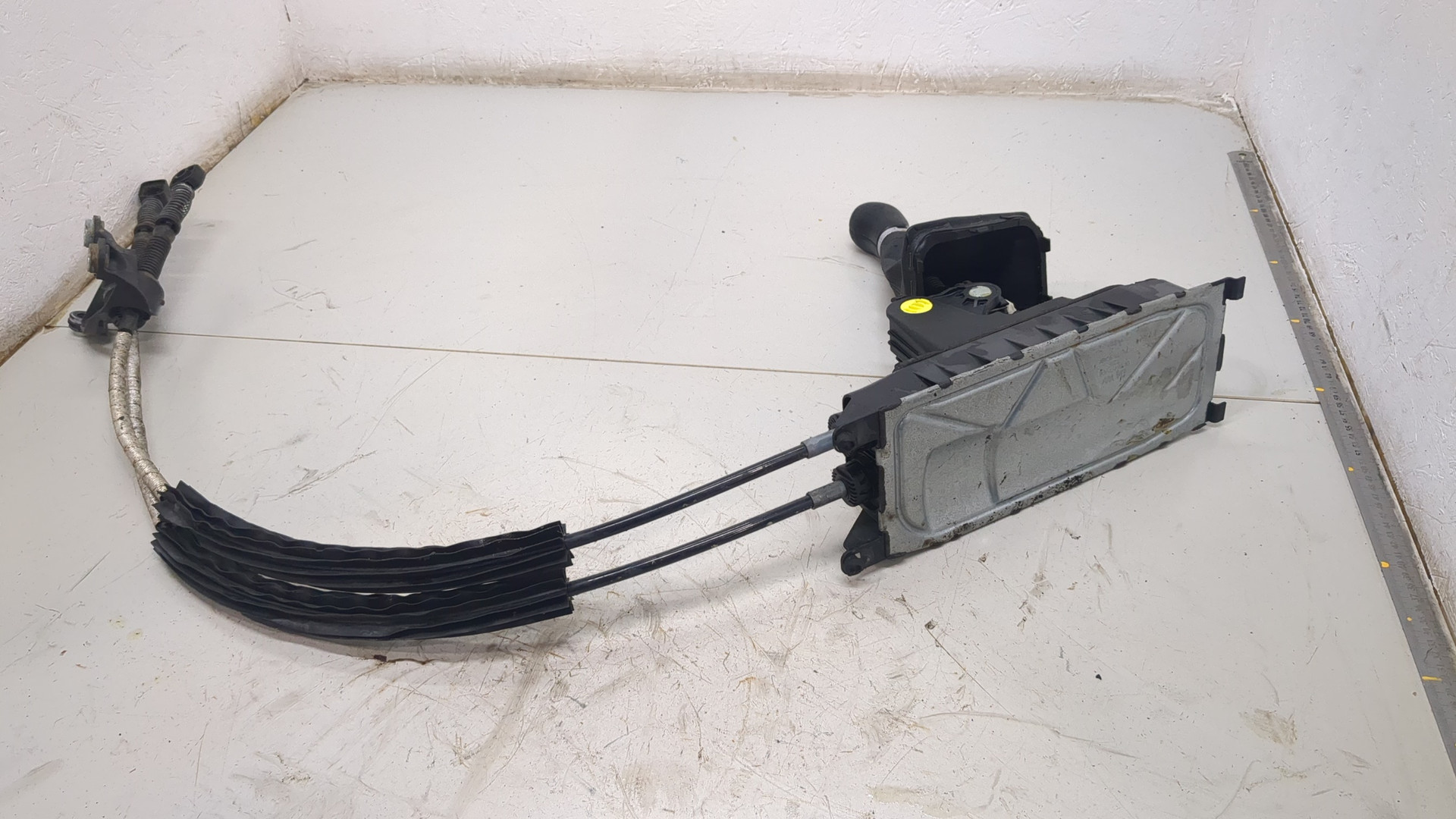 Кулиса МКПП / АКПП