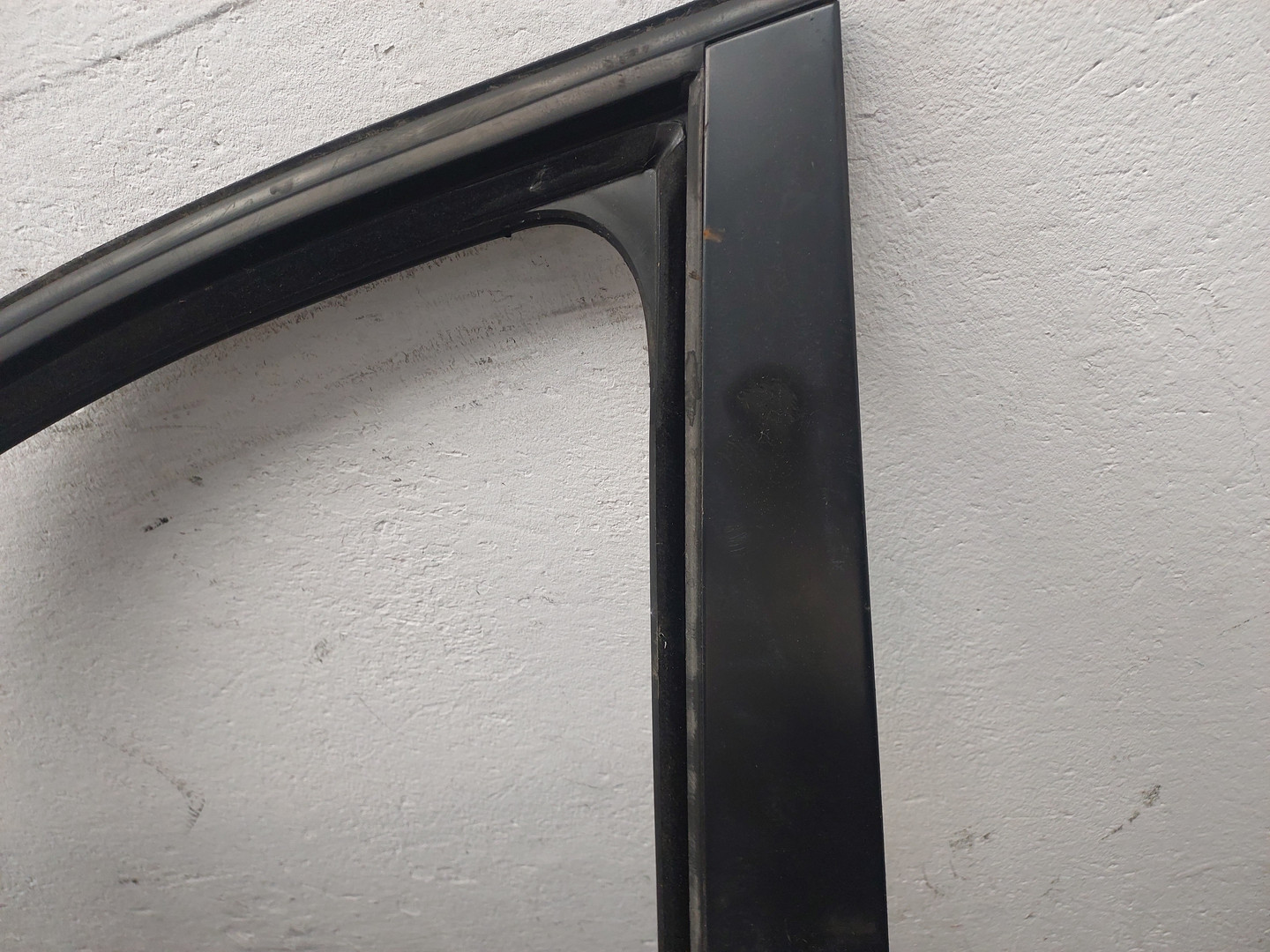 Дверь передняя левая