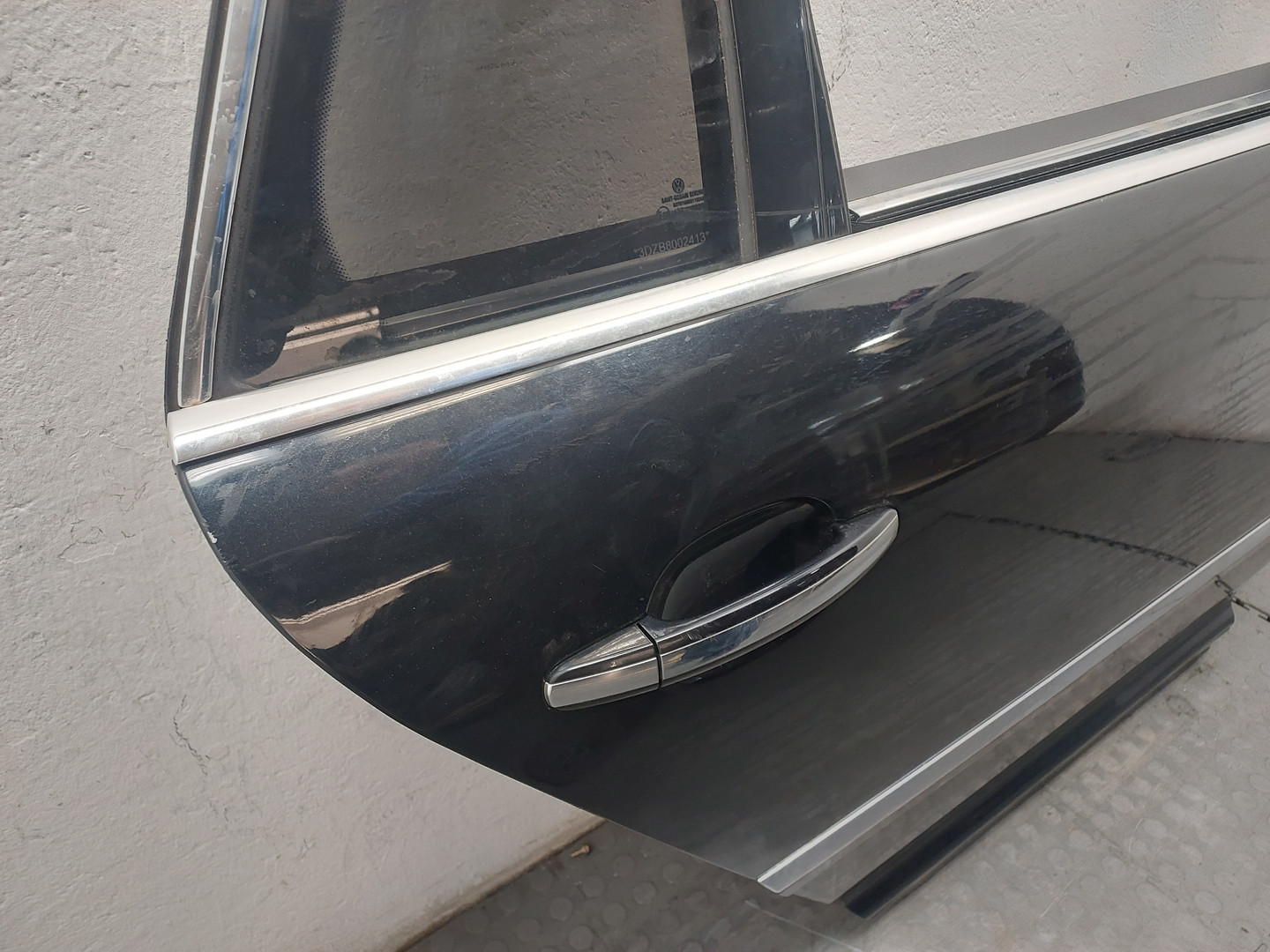 Дверь задняя правая