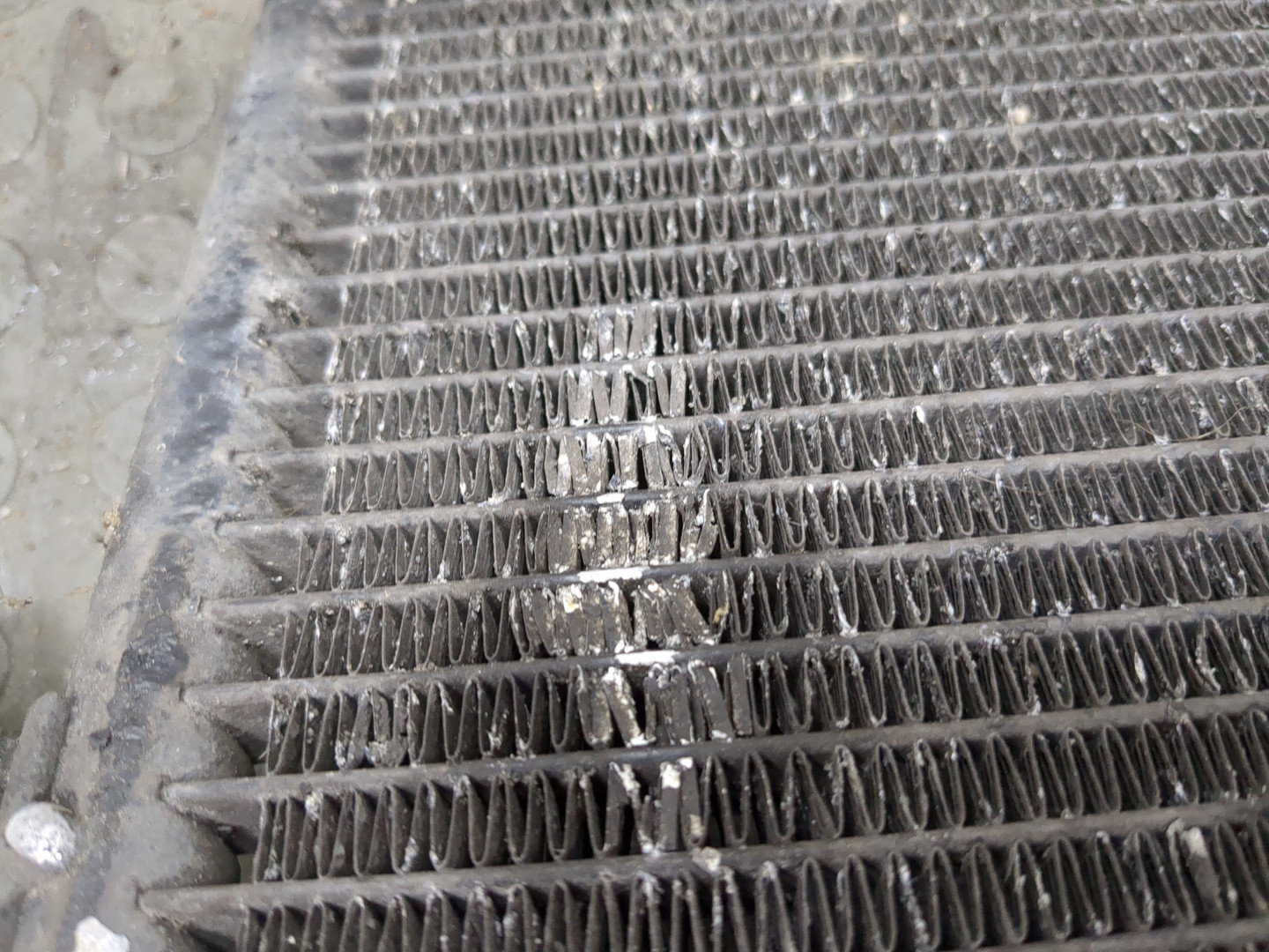 Радиатор кондиционера / конденсер