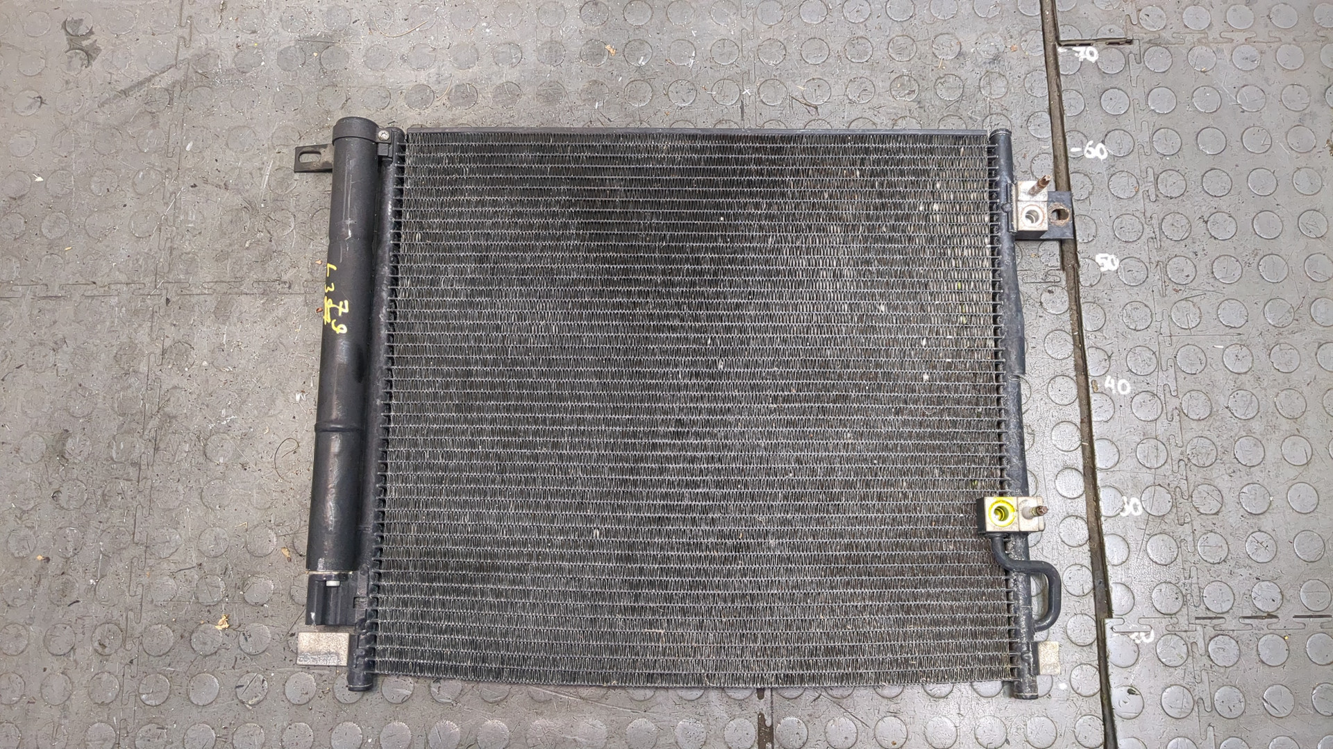 Радиатор кондиционера / конденсер