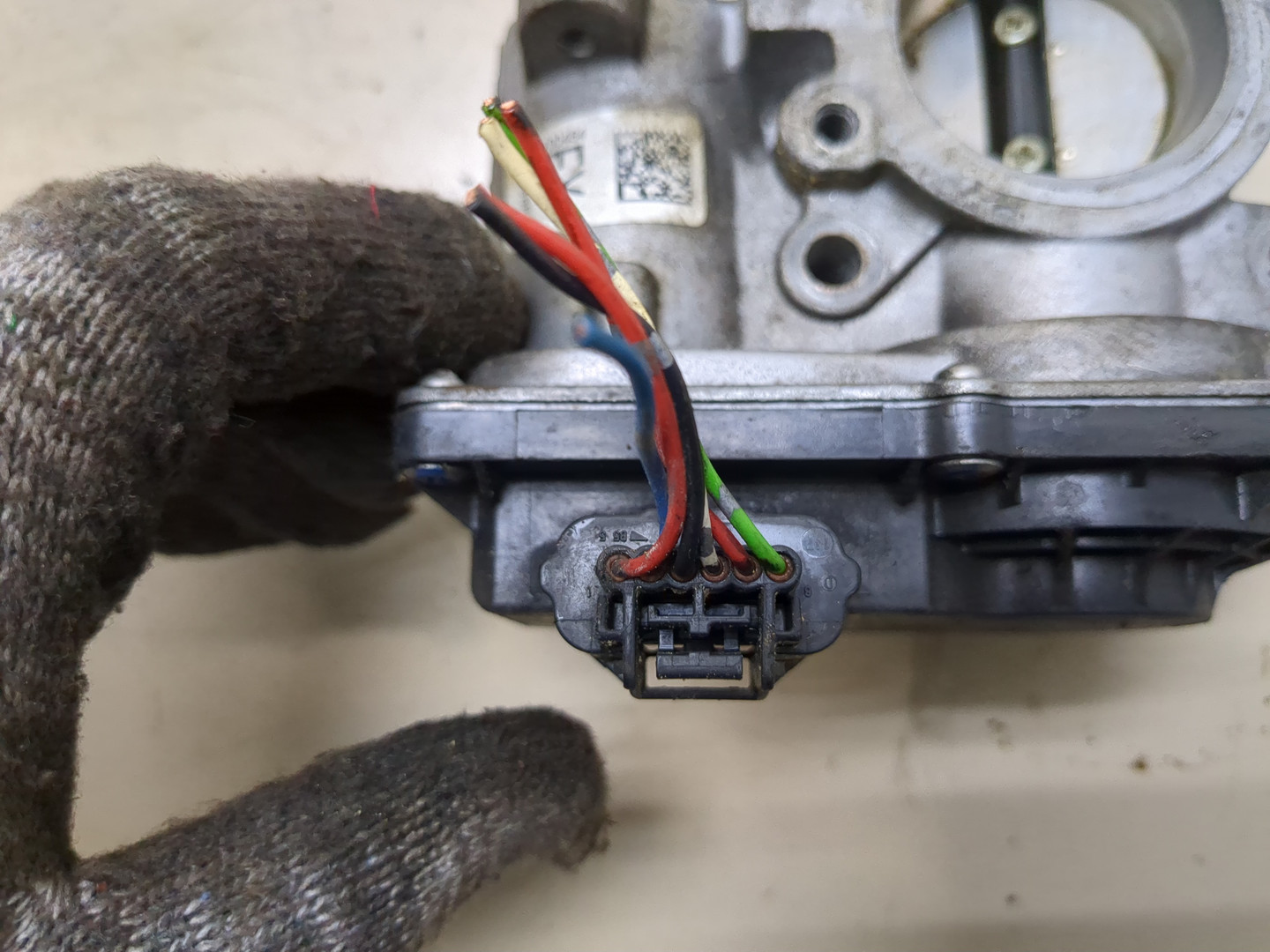 Заслонка дроссельная электрическая