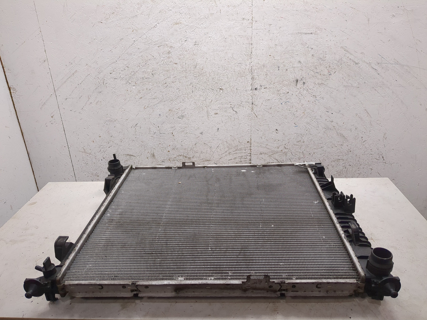 Радиатор охлаждения двигателя основной