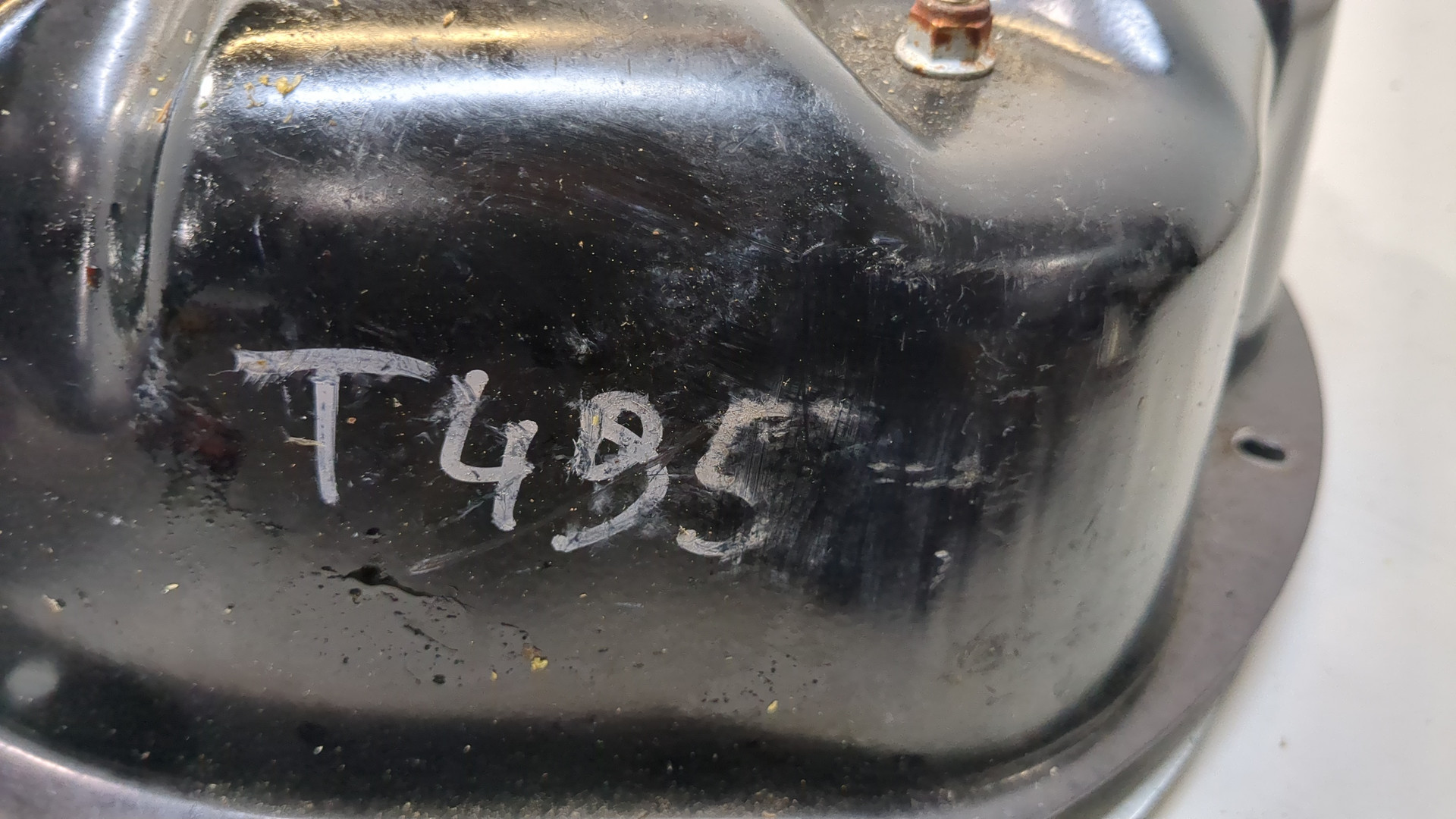 Насос регулировки подвески