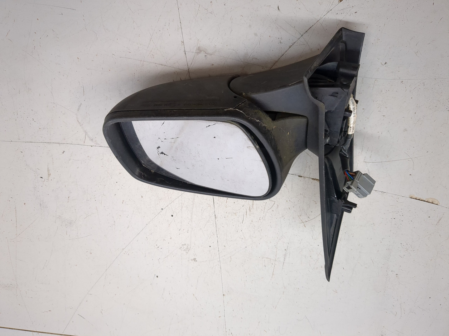 Зеркало правое электрическое