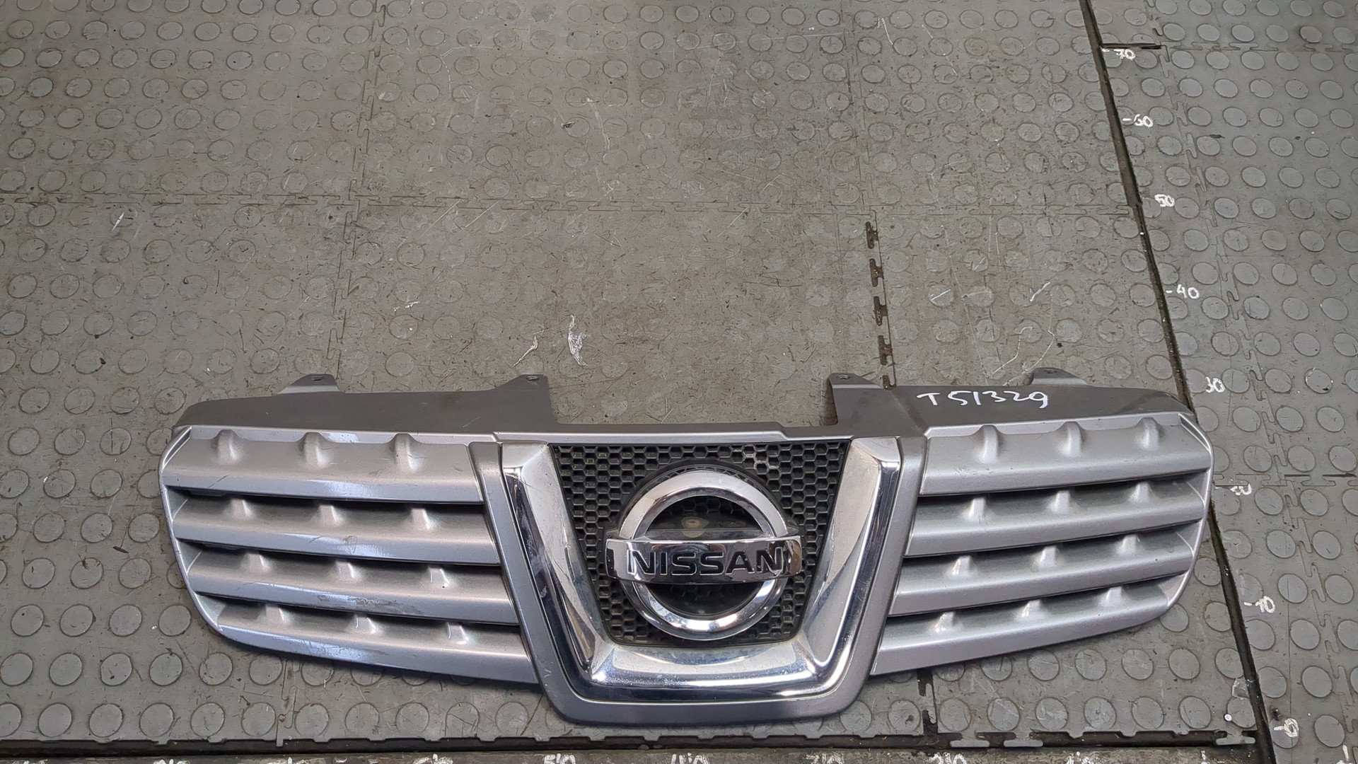 Решетка радиатора