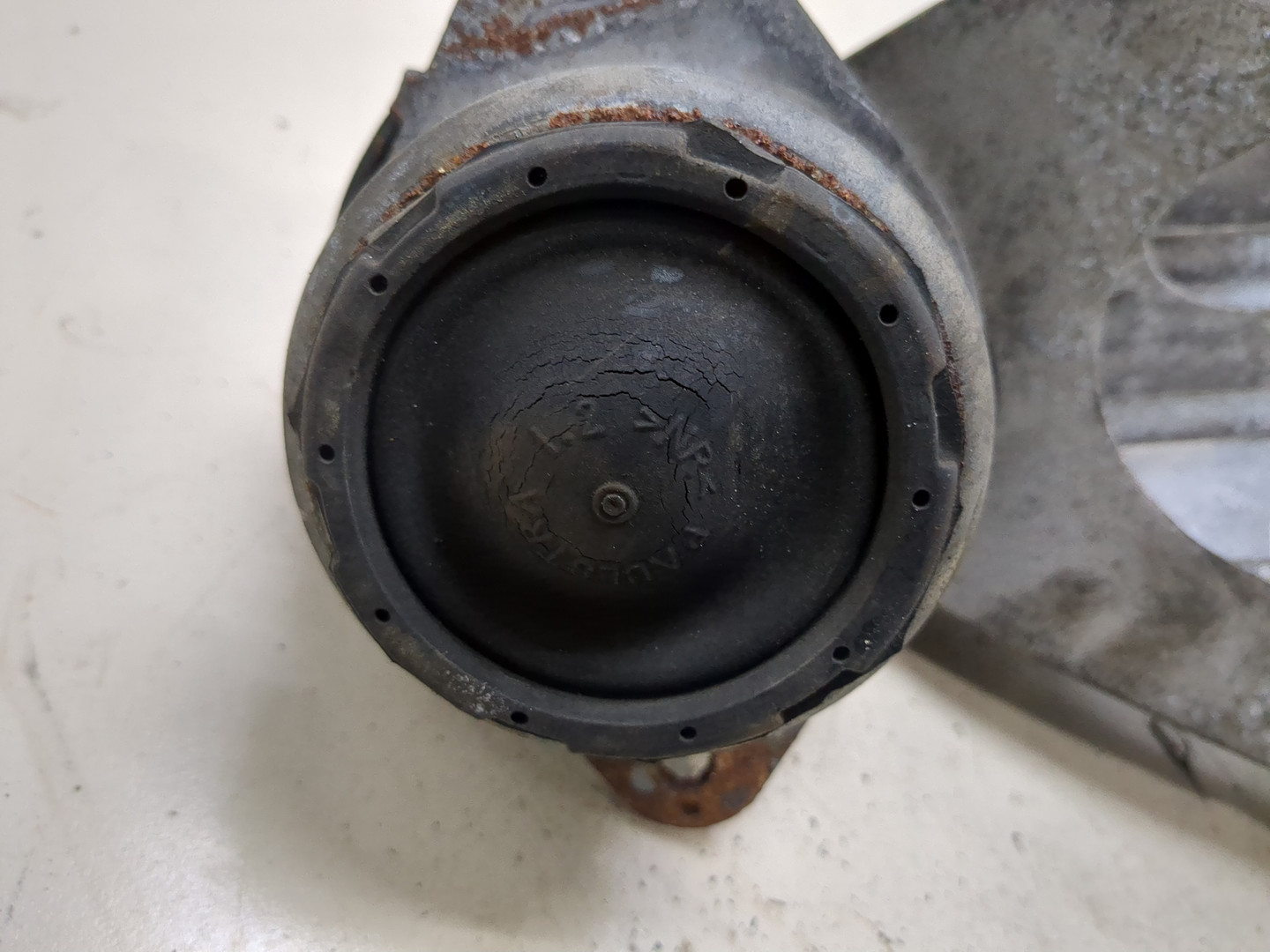 Опора двигателя