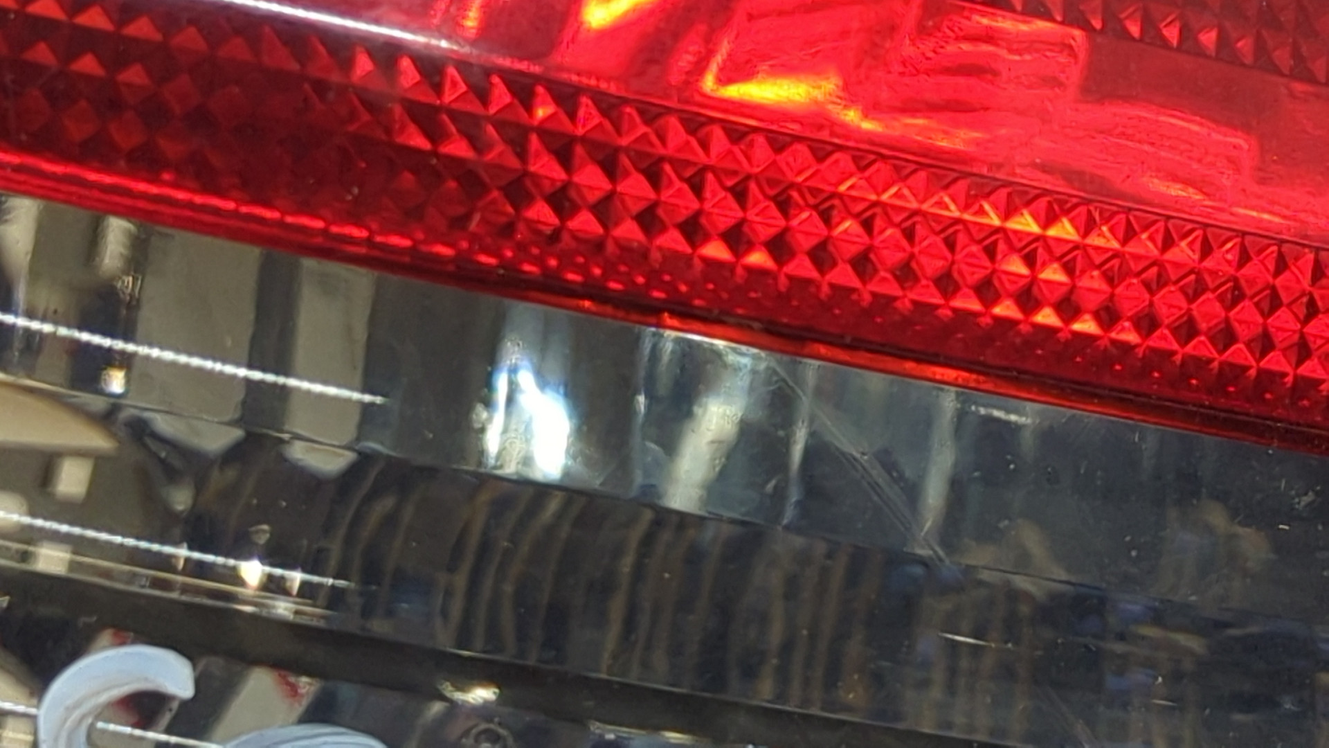 Фонарь задний левый