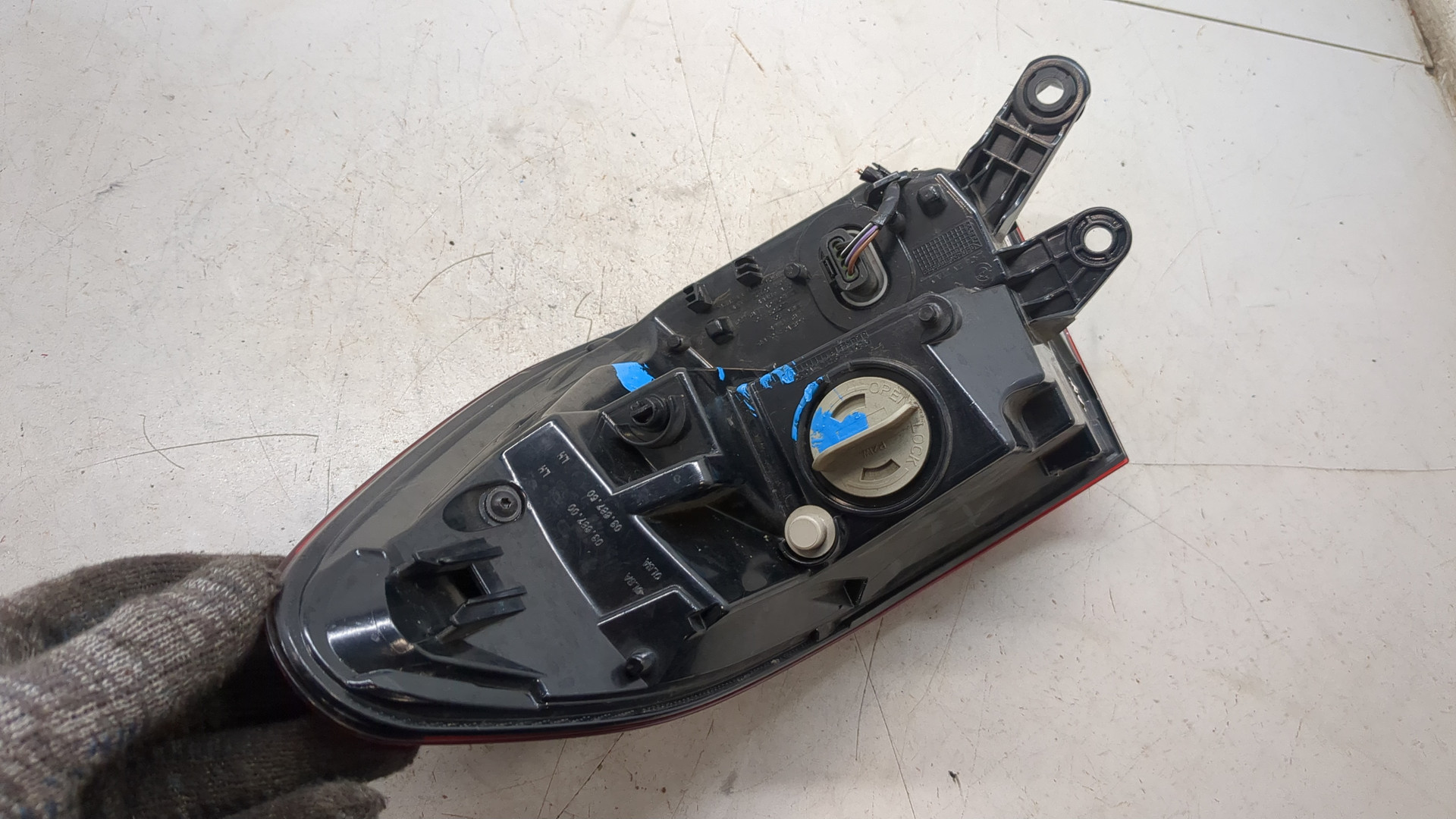 Фонарь задний левый