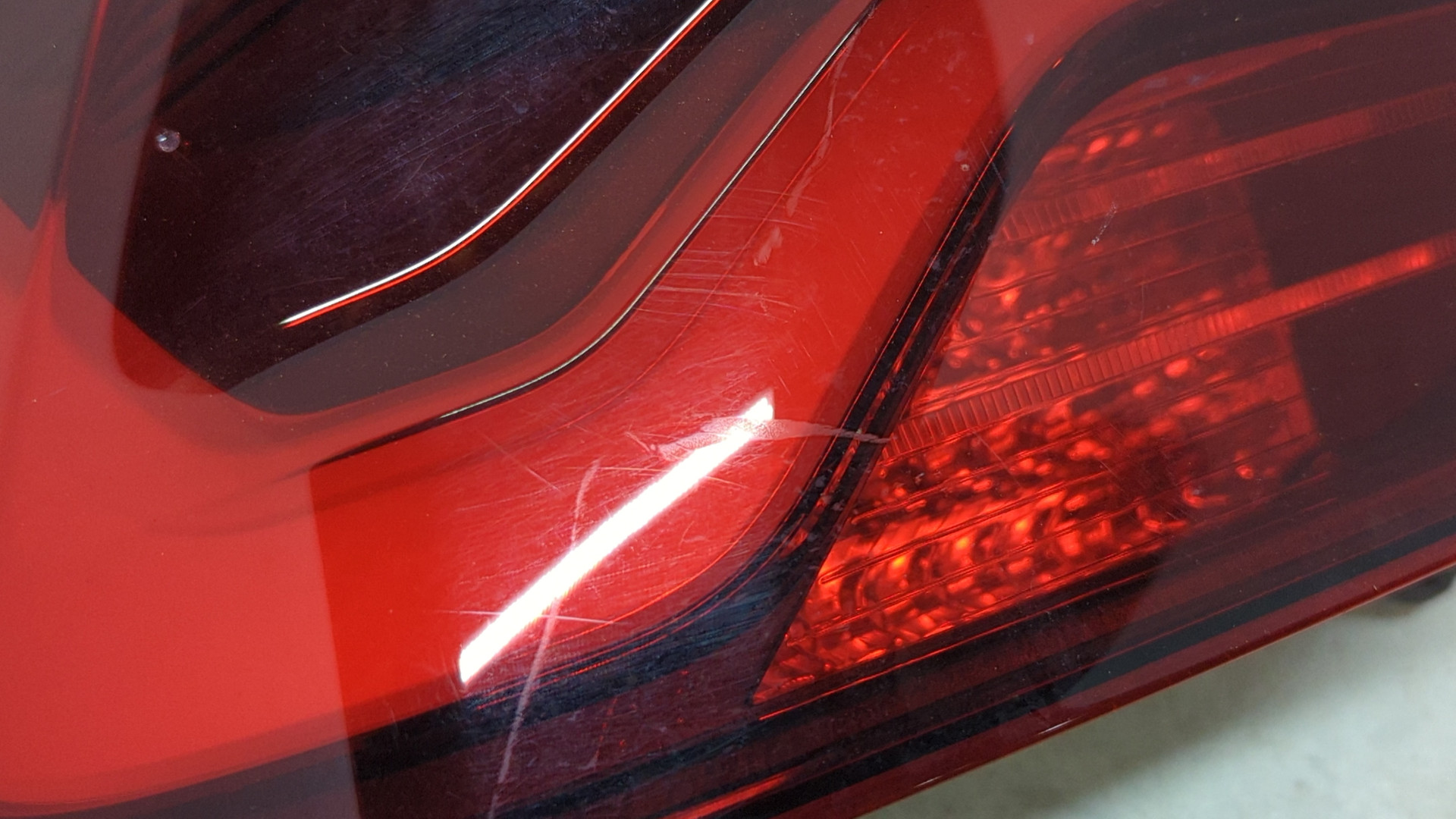 Фонарь задний левый