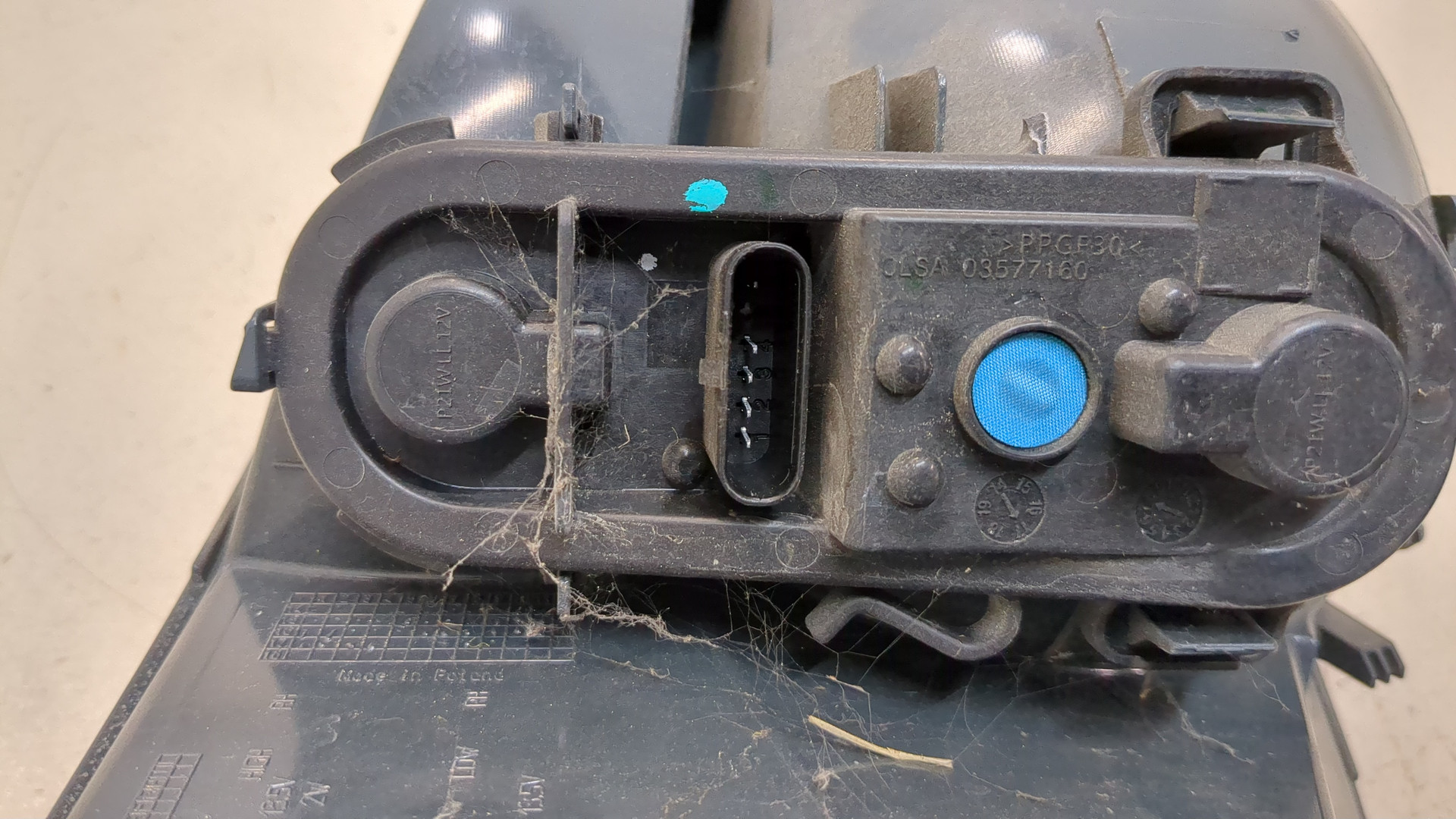 Фонарь задний правый