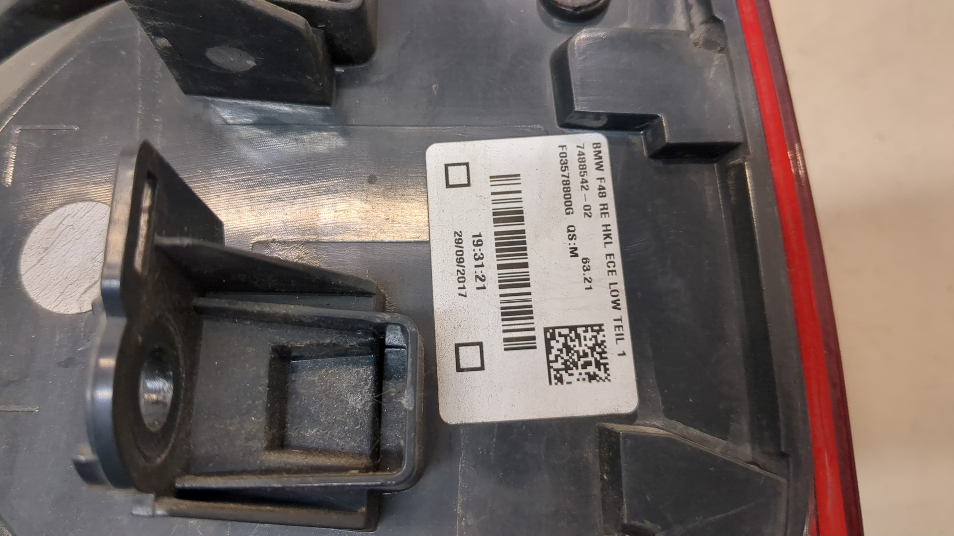 Фонарь задний правый