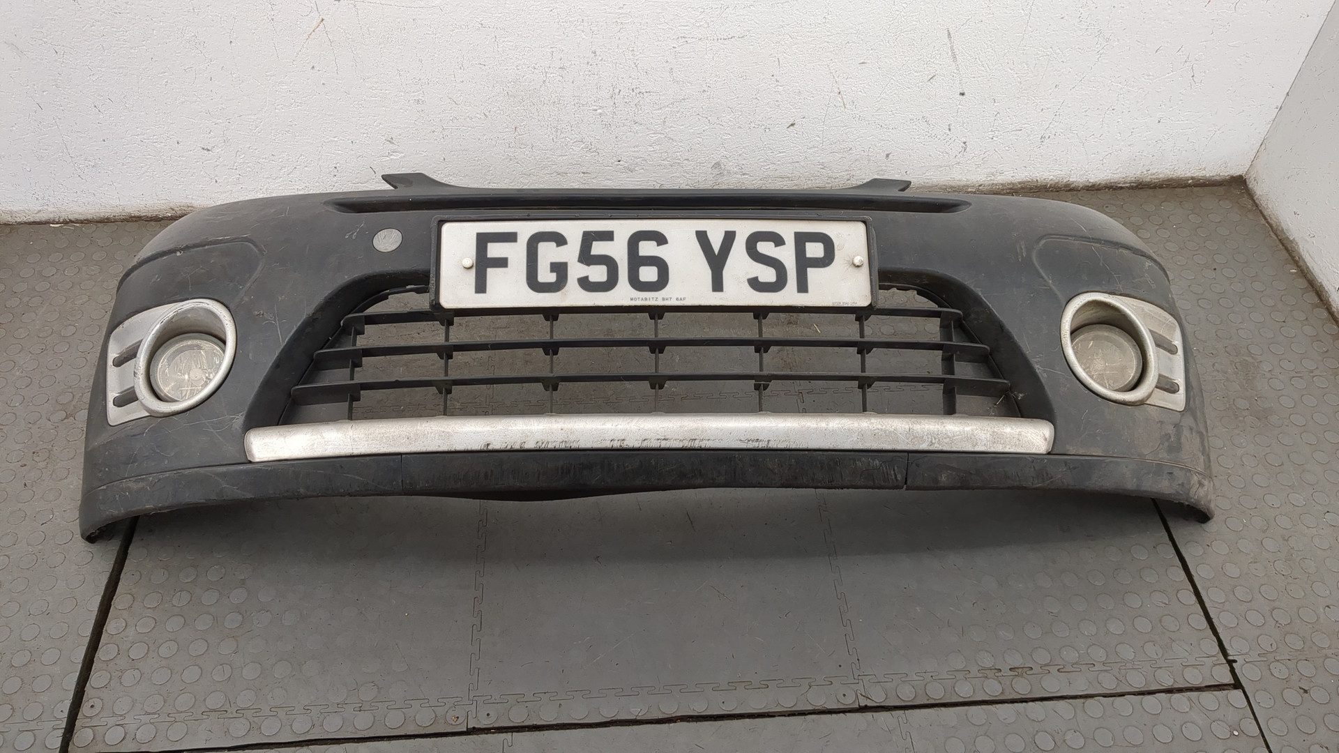 Бампер передний