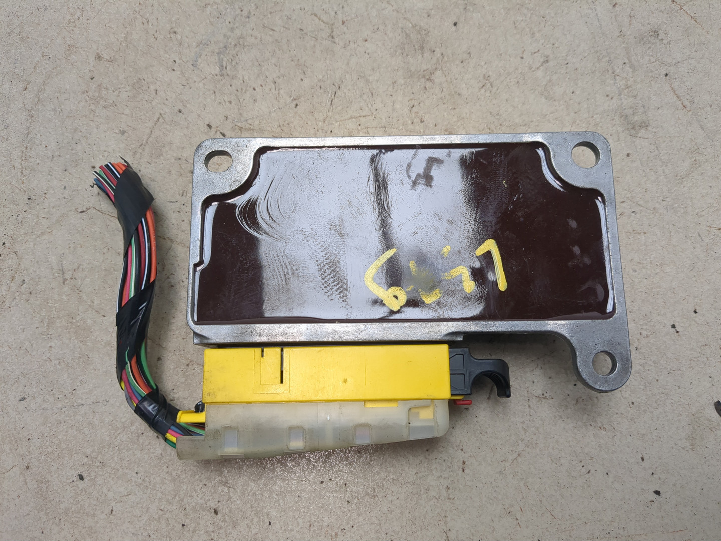 Блок управления подушек безопасности (AIR BAG)