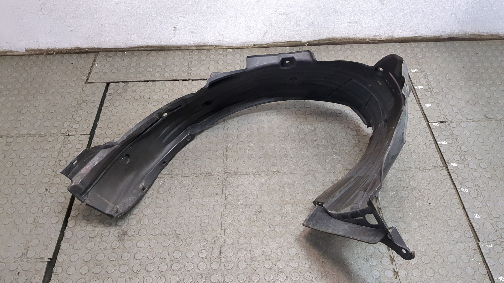 Локер передний левый